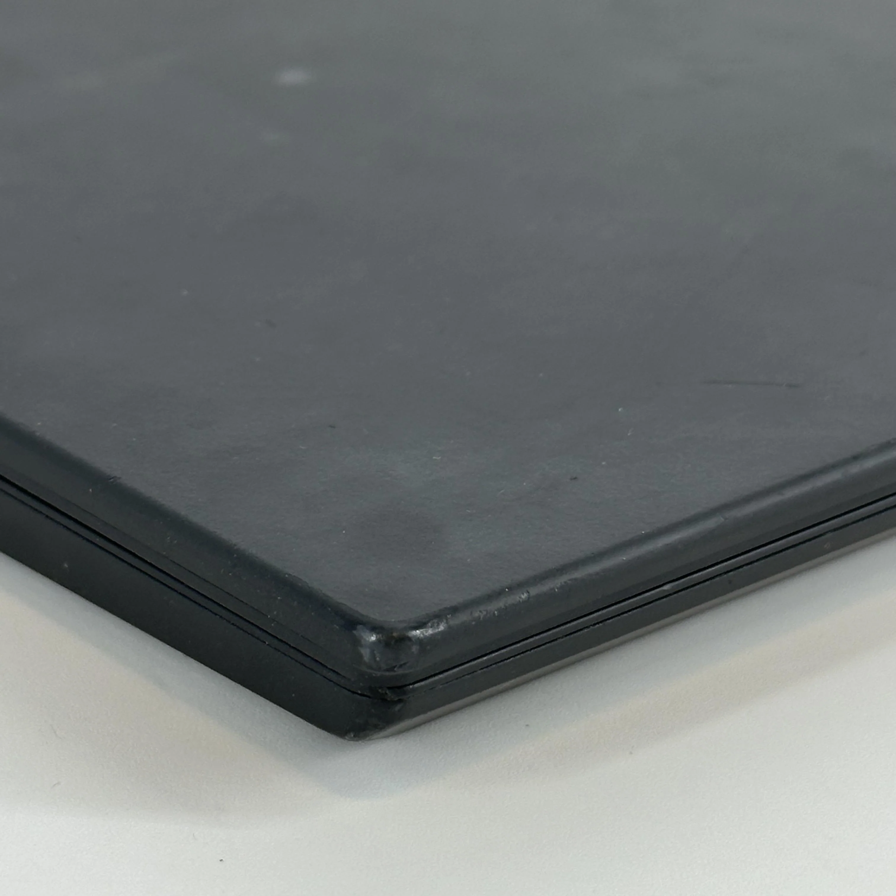 Lenovo ThinkPad T14 Gen 1 Black 1.7 GHz Intel Core i5 10th Gen. 8GB RAM 256GB Solid State Drive - Image 16