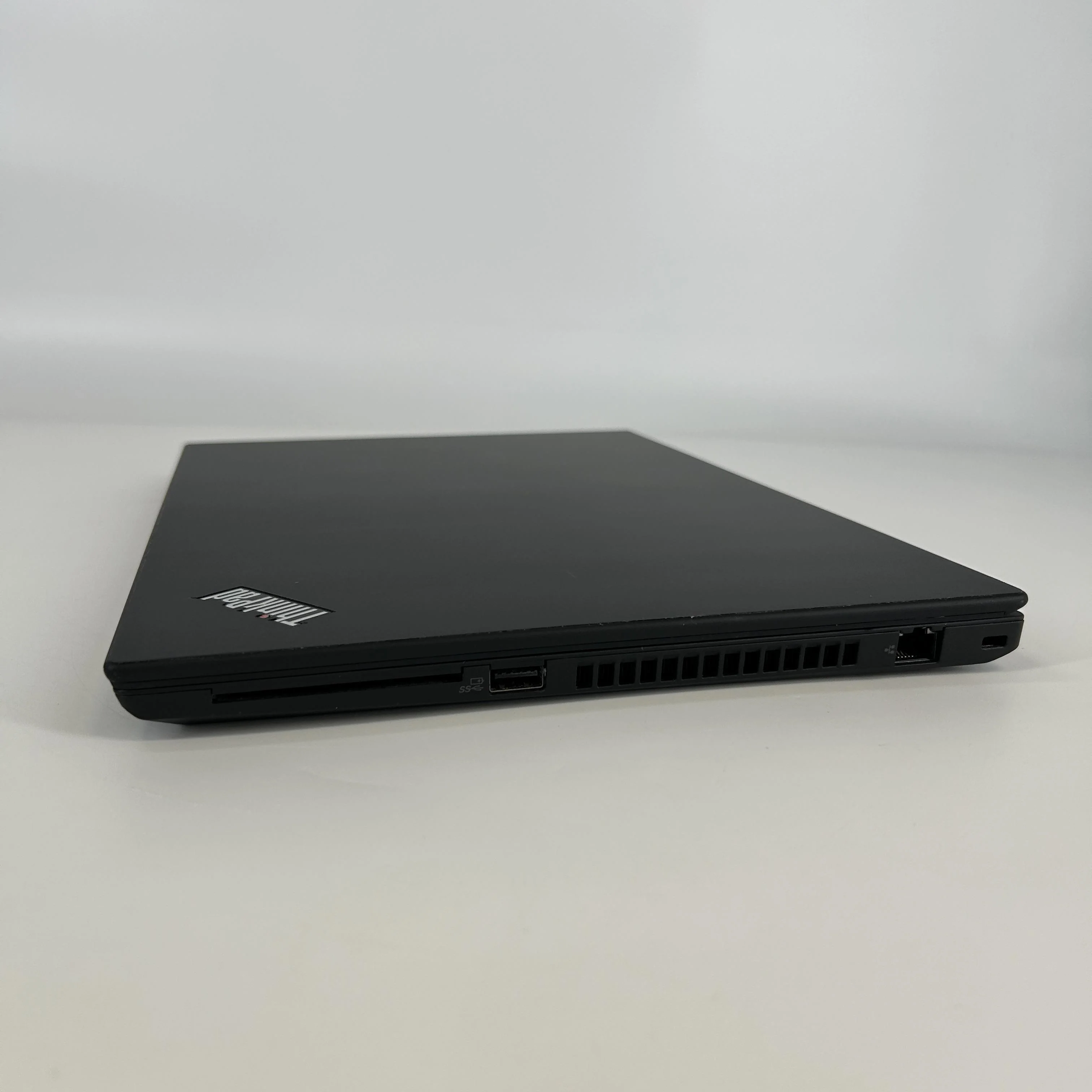 Lenovo ThinkPad T14 Gen 2 Black 3.0 GHz Intel Core i7 11th Gen. 16GB RAM 256GB Solid State Drive - Image 7
