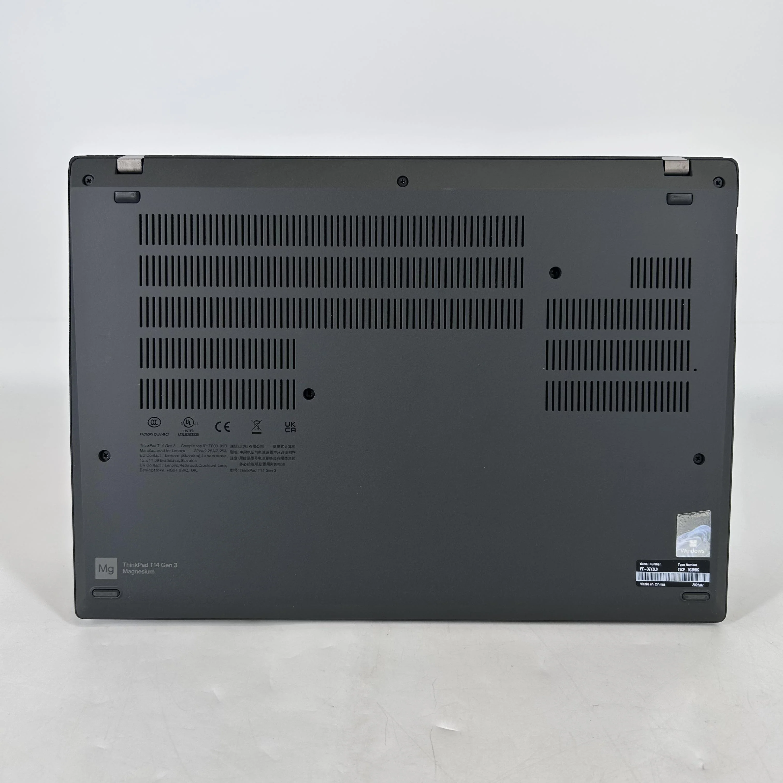 Lenovo ThinkPad T14 Gen 3 Black 2.9 GHz AMD Ryzen 5 Pro 6650U 32GB RAM 1TB Solid State Drive - Image 6