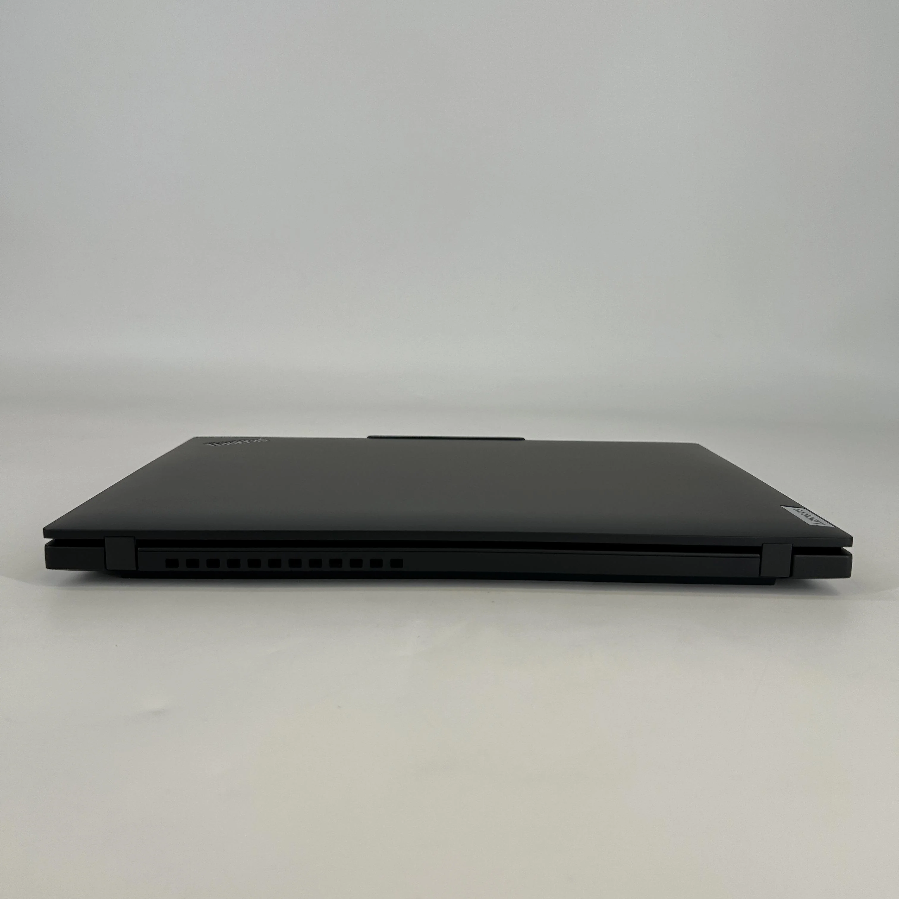 Lenovo ThinkPad T14 Gen 5 Gray 3.2 GHz AMD Ryzen 5 Pro 8540U 16GB RAM 512GB Solid State Drive - Image 7
