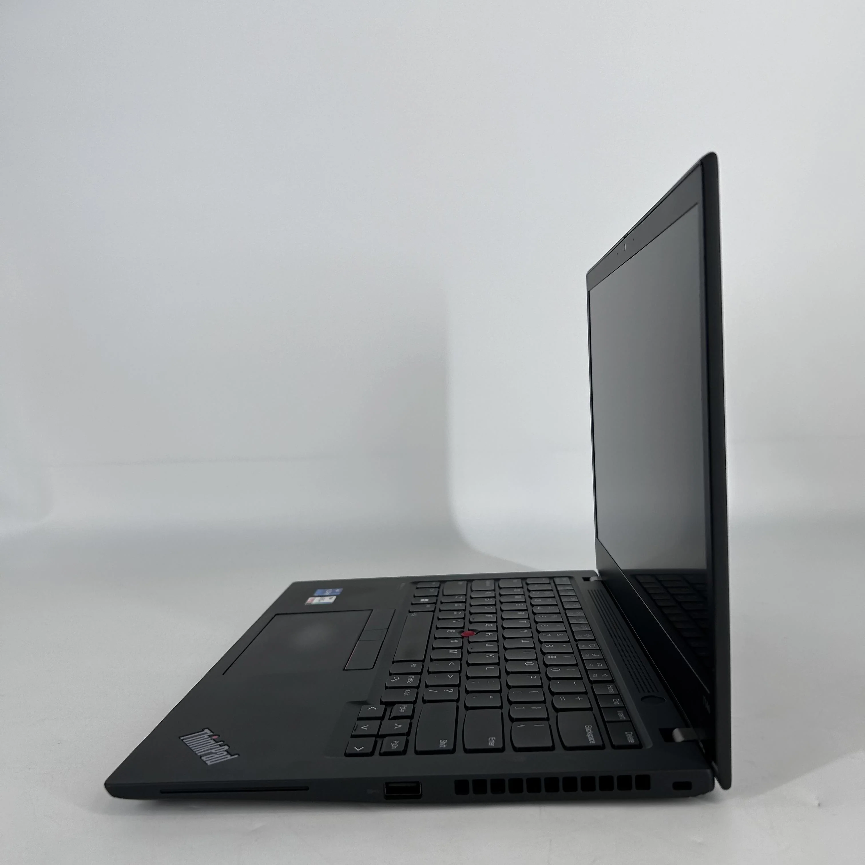 Lenovo ThinkPad T14s Gen 2 Black 2.8 GHz Intel Core i7 11th Gen. 16GB RAM 512GB Solid State Drive - Image 4