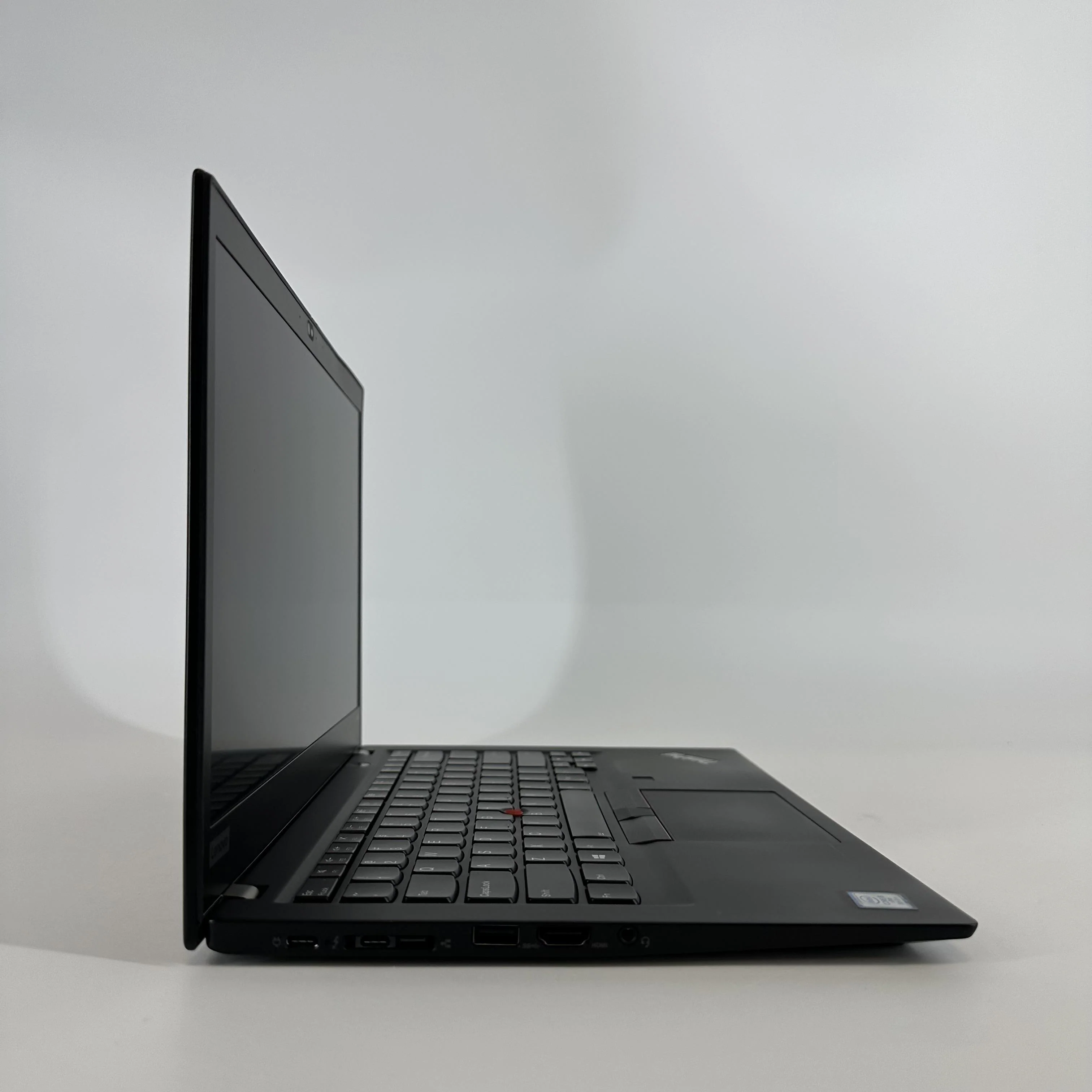 Lenovo ThinkPad T490s 14 Black 1.6 GHz Intel Core i5 8th Gen. 16GB RAM 256GB Solid State Drive - Image 2