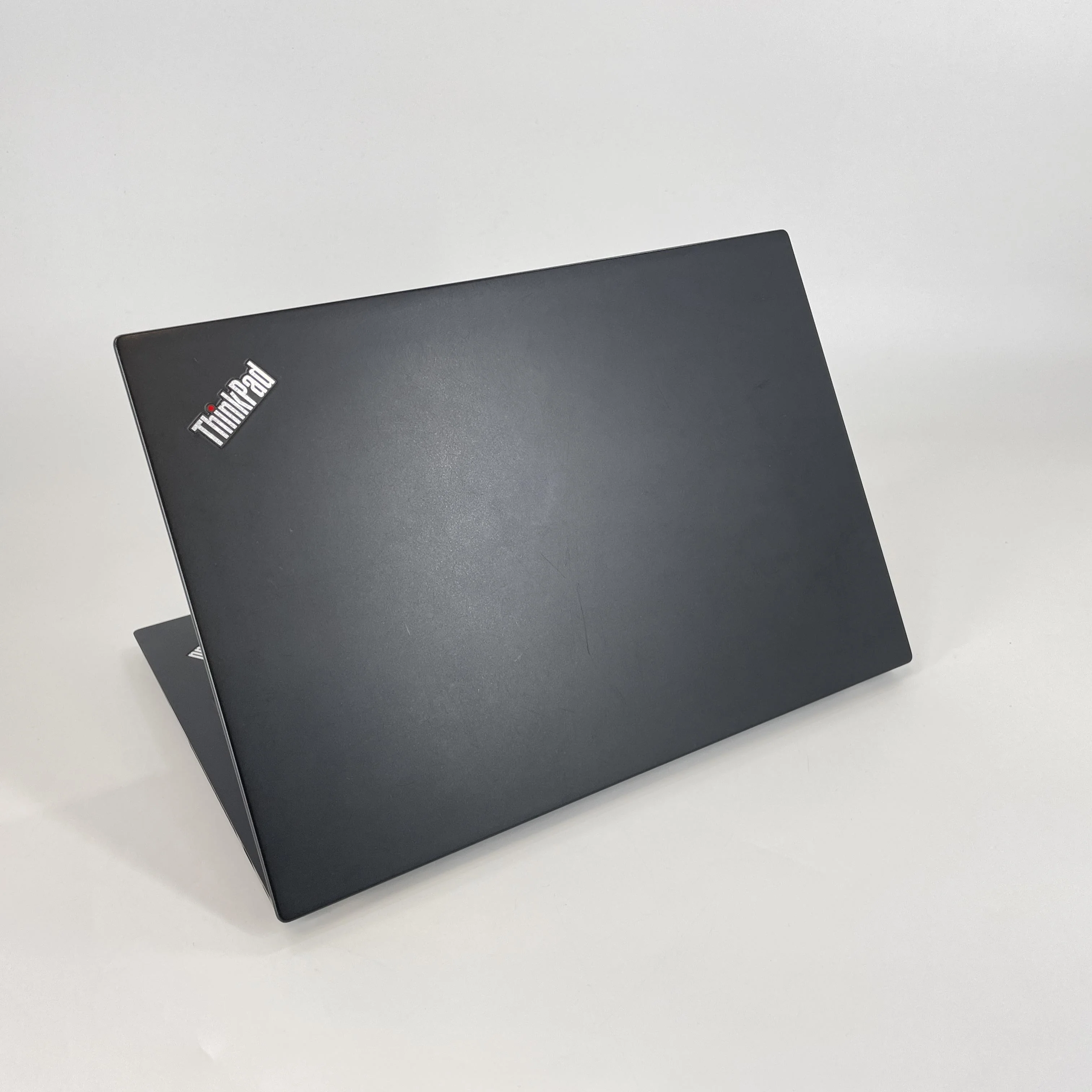 Lenovo ThinkPad T490s 14 Black 1.6 GHz Intel Core i5 8th Gen. 8GB RAM 256GB Solid State Drive - Image 7