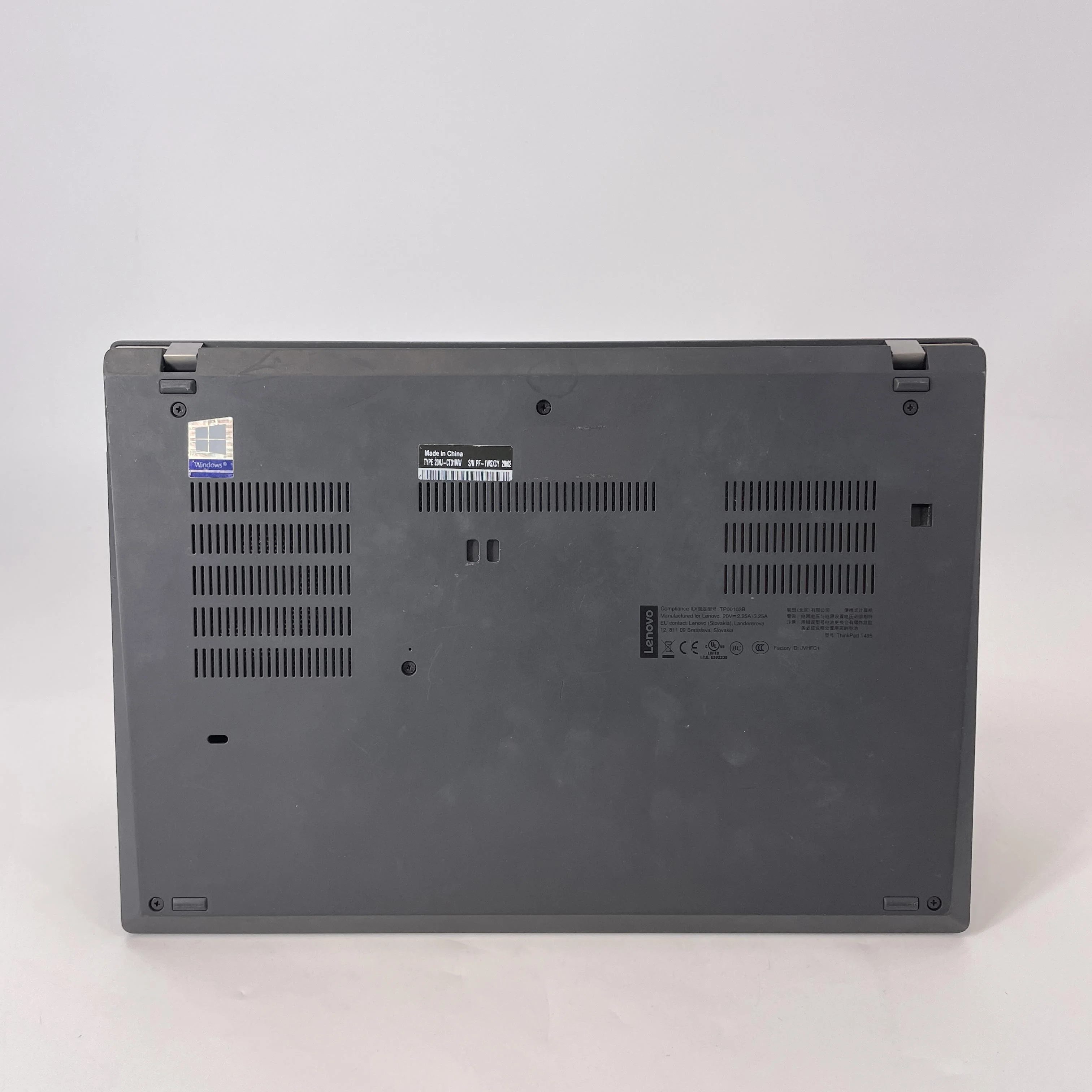 Lenovo ThinkPad T495 14 Black 2.3 GHz AMD Ryzen 7 Pro 3700U 24GB RAM 512GB Solid State Drive - Image 6