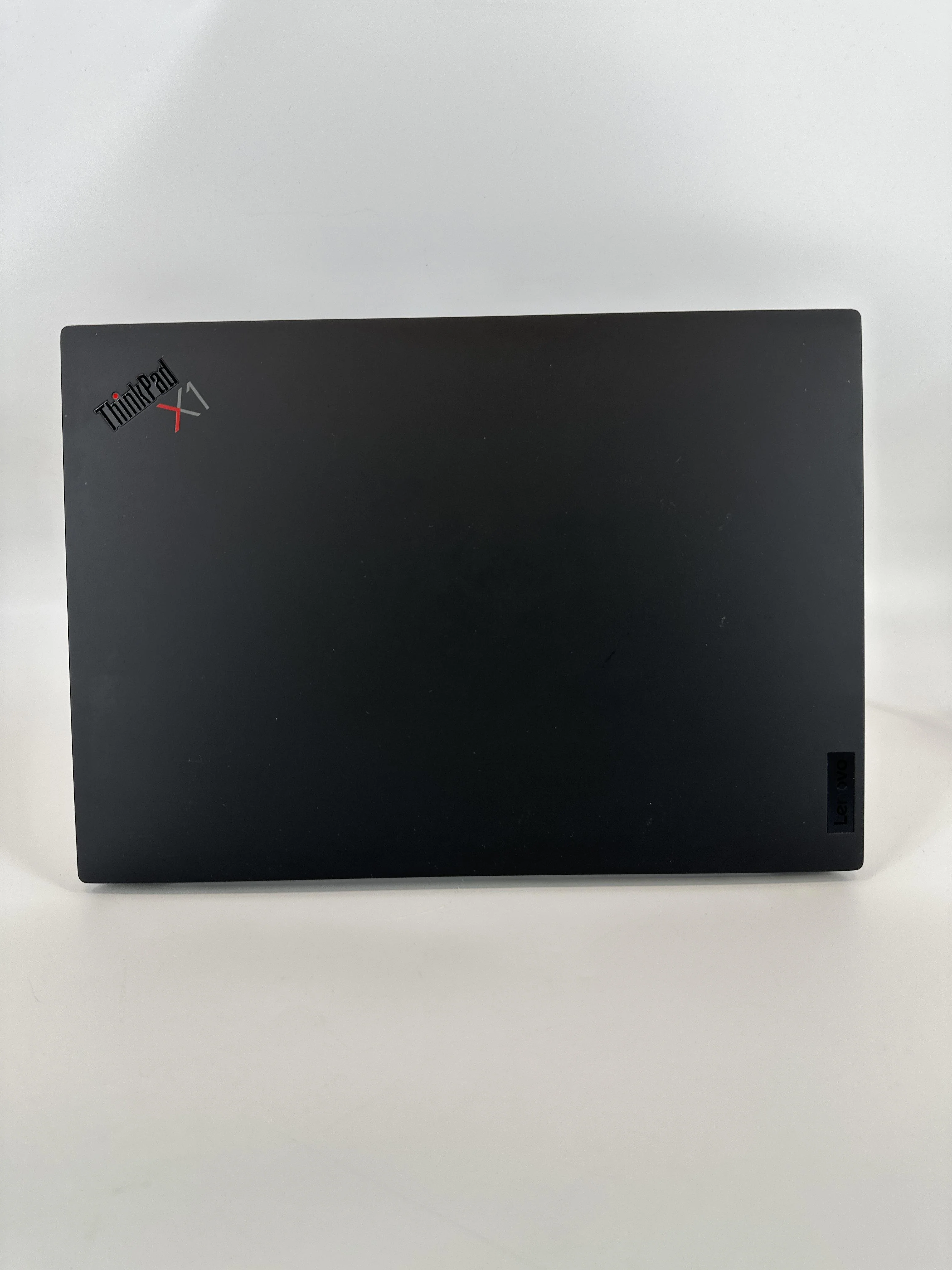 Lenovo ThinkPad X1 Carbon Gen 10 14 Gray 2.2 GHz Intel Core i7 12th Gen. 16GB RAM 512GB Solid State Drive - Image 5