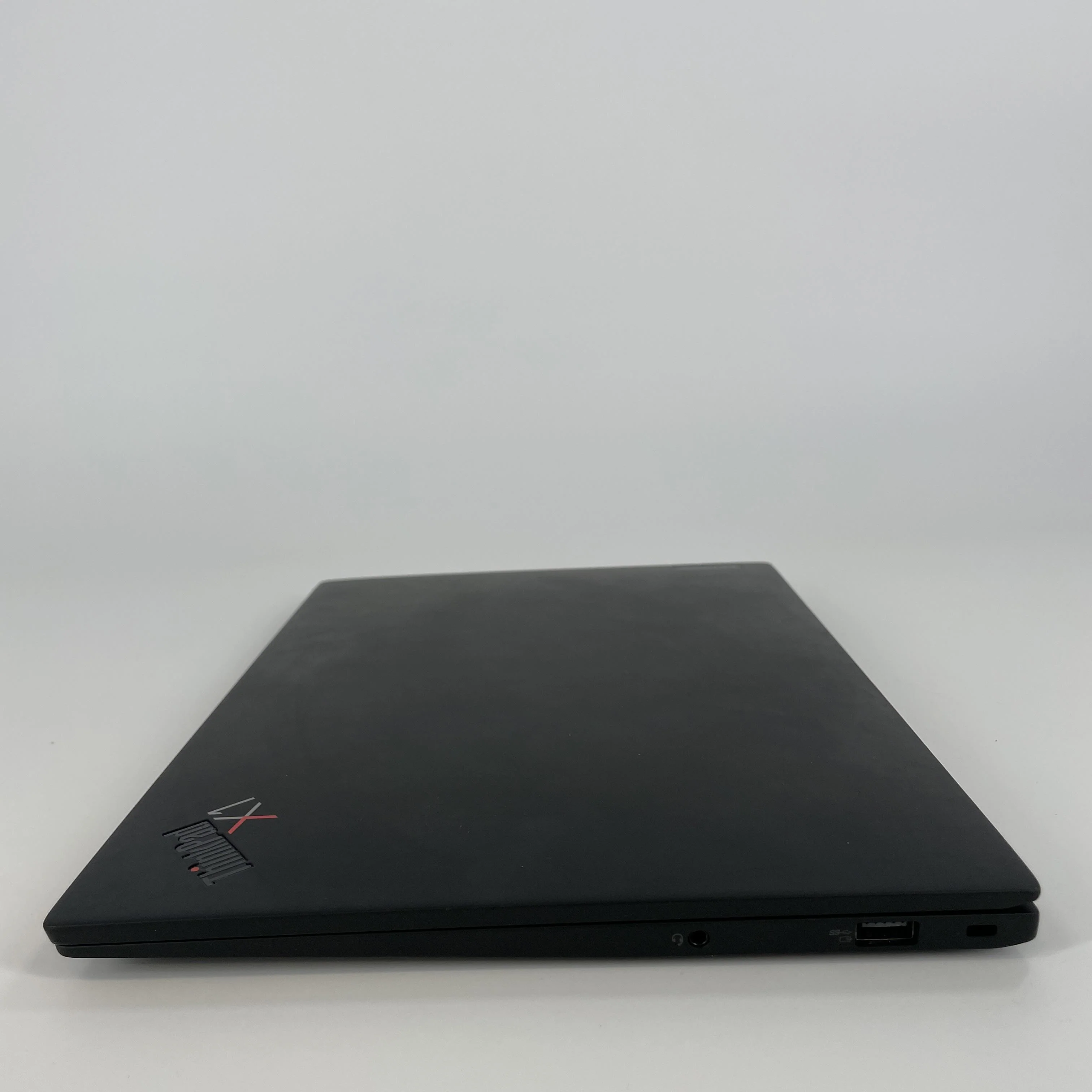 Lenovo ThinkPad X1 Carbon Gen 11 14 Black 1.7 GHz Intel Core i7 13th Gen. 16GB RAM 1TB Solid State Drive - Image 8