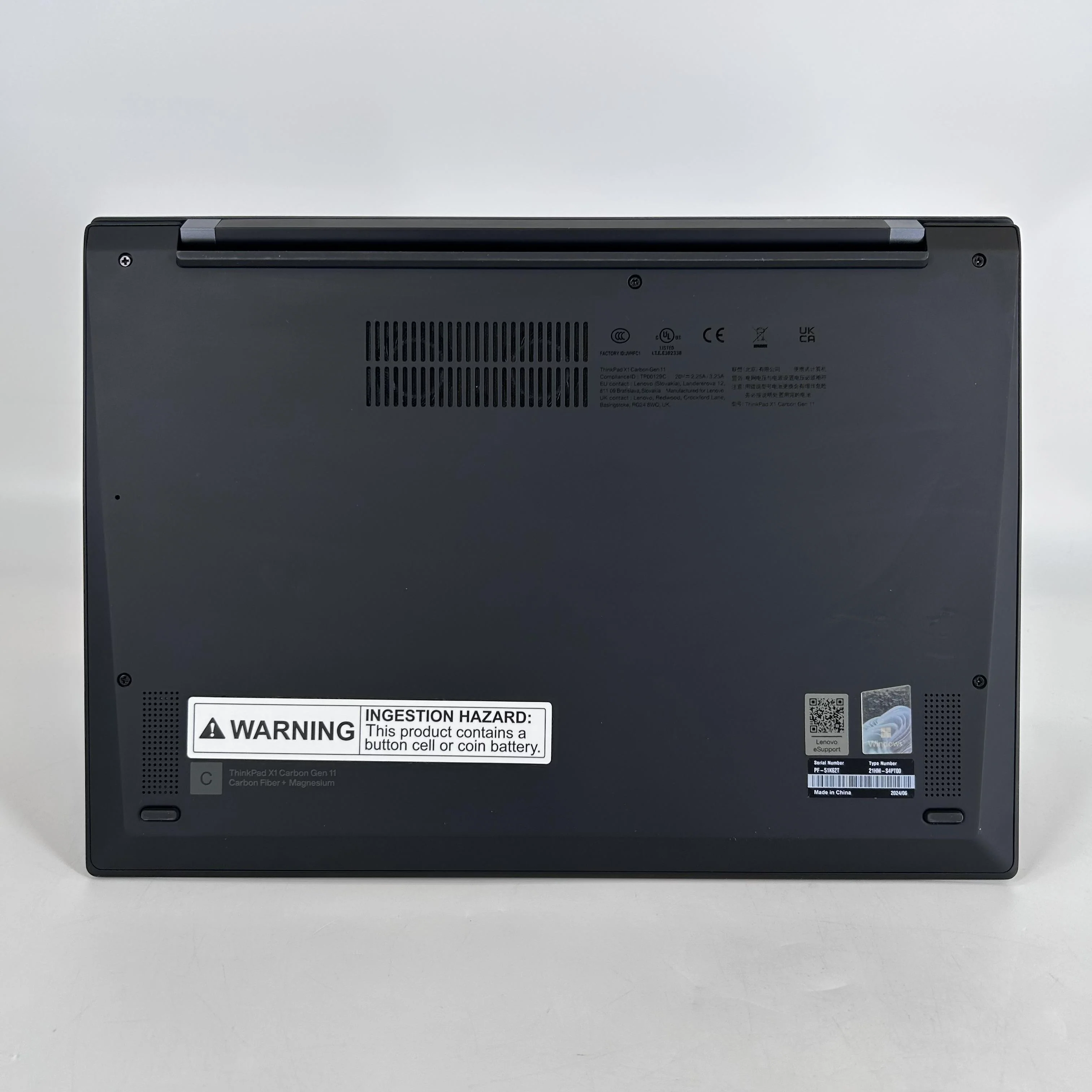 Lenovo ThinkPad X1 Carbon Gen 11 14 Black 1.7 GHz Intel Core i7 13th Gen. 32GB RAM 1TB Solid State Drive - Image 5