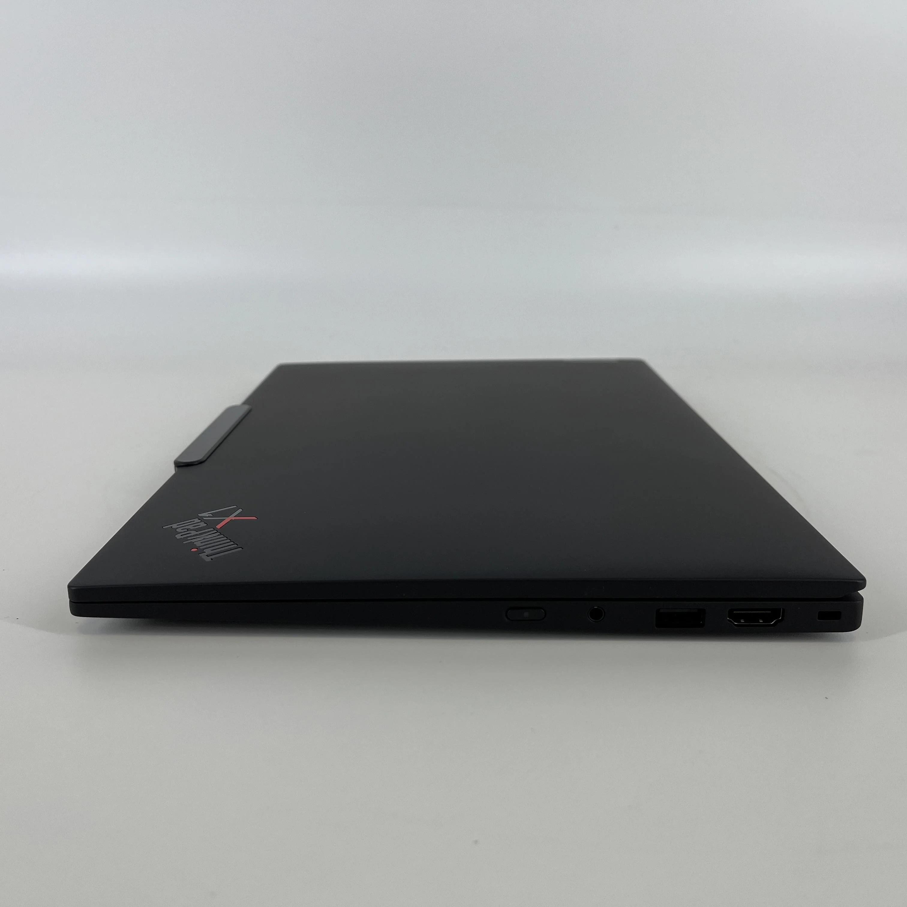 Lenovo ThinkPad X1 Carbon Gen 12 14 Black 1.7 GHz Intel Core Ultra 7 64GB RAM 2TB Solid State Drive - Image 9