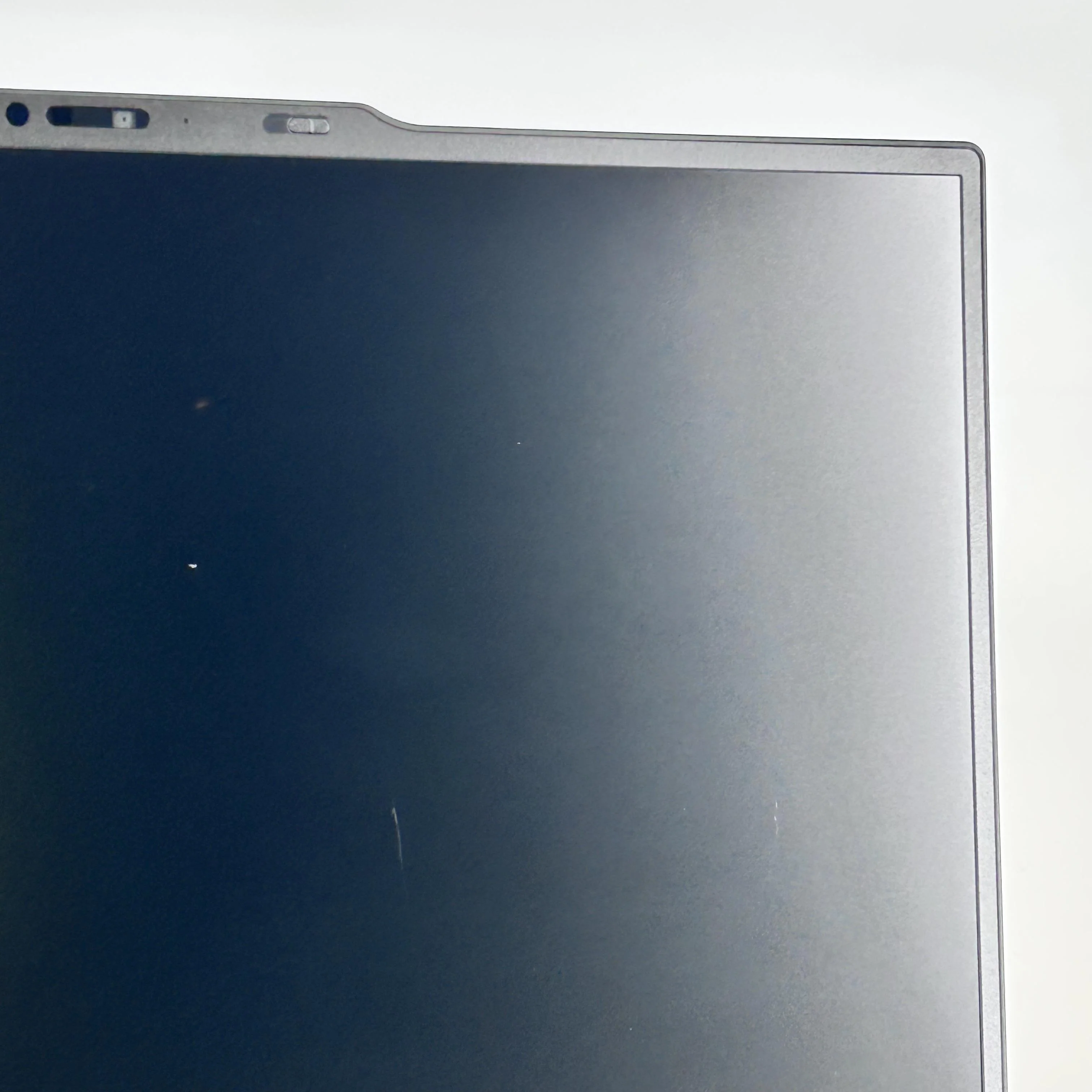 Lenovo ThinkPad X1 Carbon Gen 13 14 Black 2.1 GHz Intel Core Ultra 7 Series 2 32GB RAM 1TB Solid State Drive - Image 13