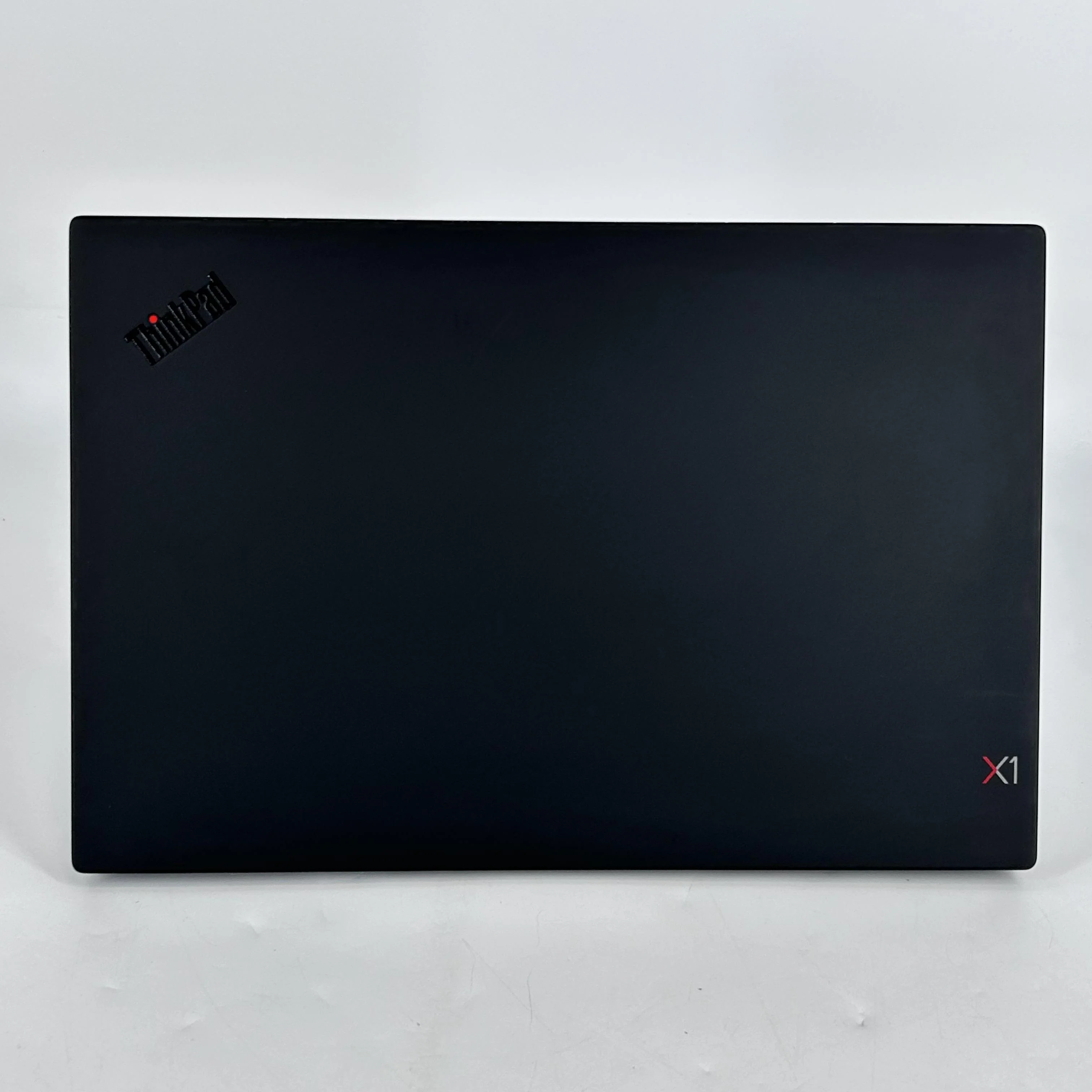 Lenovo ThinkPad X1 Carbon Gen 7 14 Black 1.1 GHz Intel Core i7 10th Gen. 16GB RAM 256GB Solid State Drive - Image 10