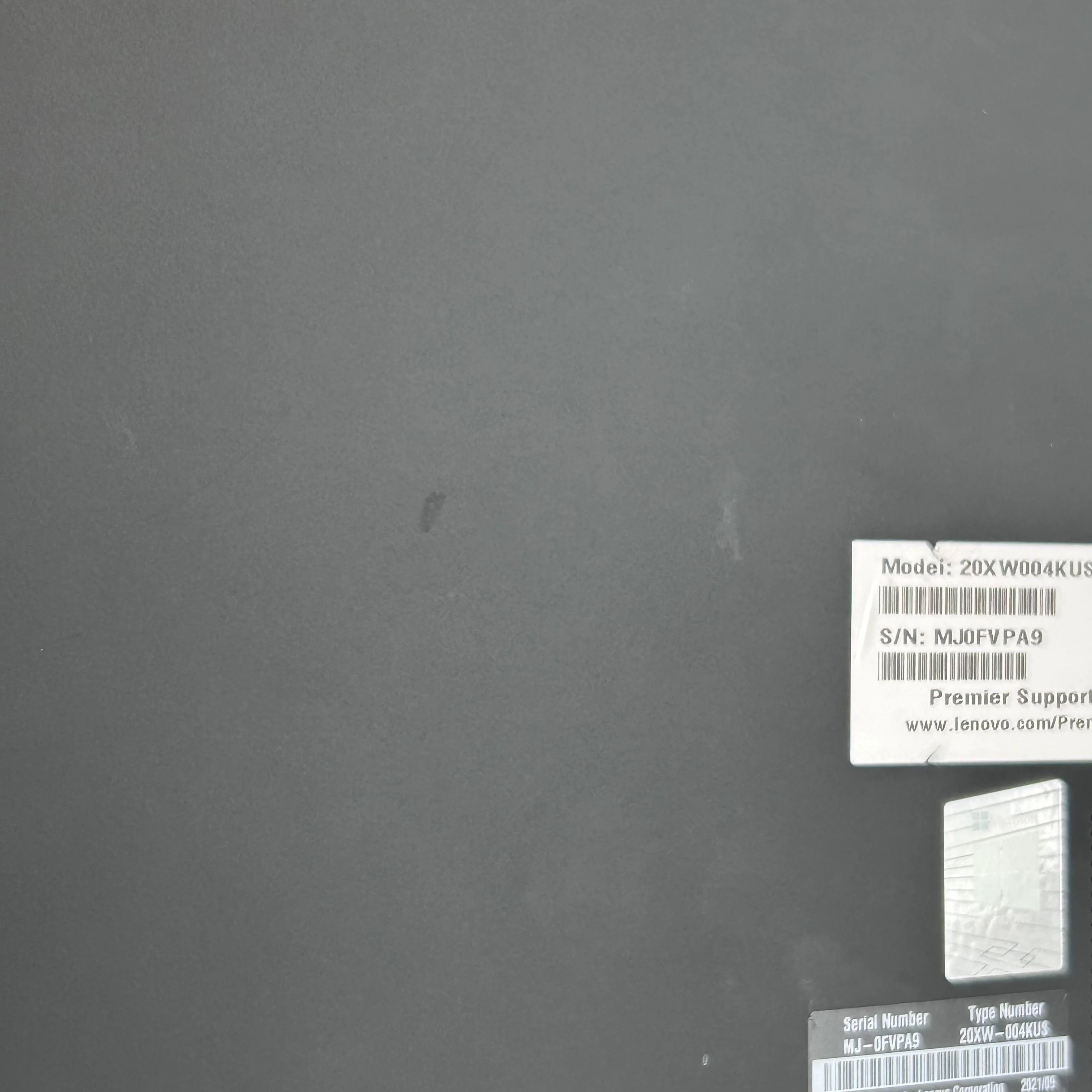 Lenovo ThinkPad X1 Carbon Gen 9 14 Black 2.4 GHz Intel Core i5 11th Gen. 16GB RAM 256GB Solid State Drive - Image 14