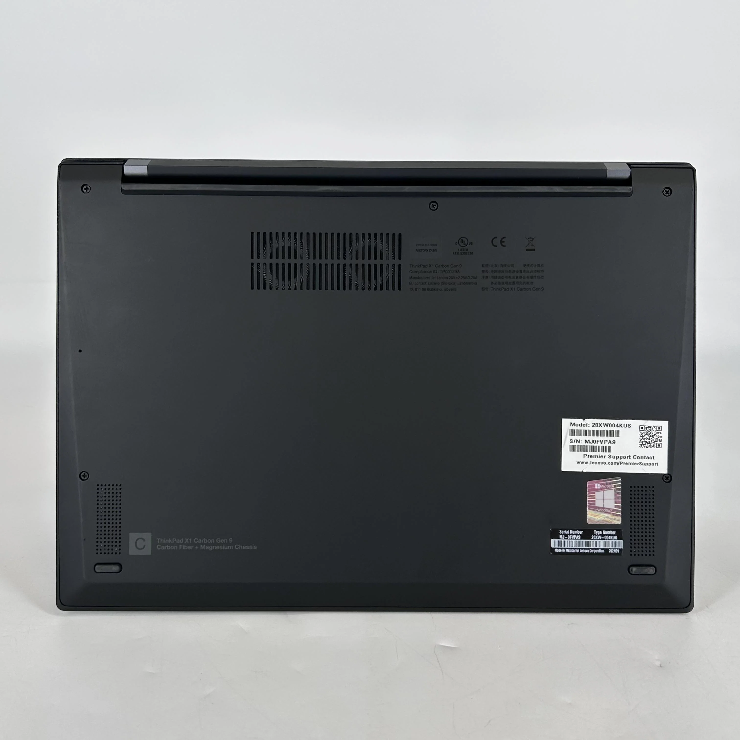 Lenovo ThinkPad X1 Carbon Gen 9 14 Black 2.4 GHz Intel Core i5 11th Gen. 16GB RAM 256GB Solid State Drive - Image 6
