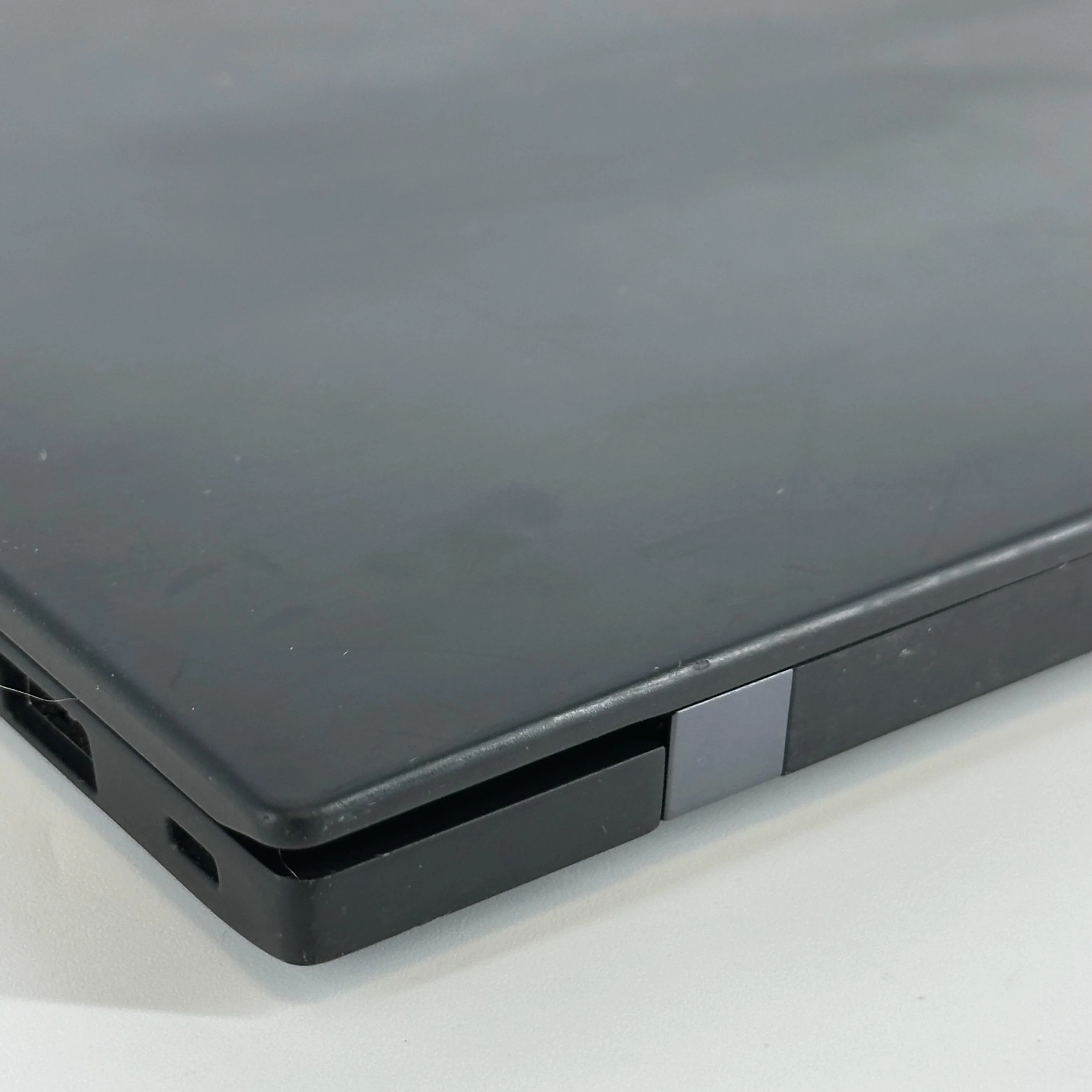 Lenovo ThinkPad X1 Carbon Gen 9 14 Black 2.8 GHz Intel Core i7 11th Gen. 32GB RAM 512GB Solid State Drive - Image 14