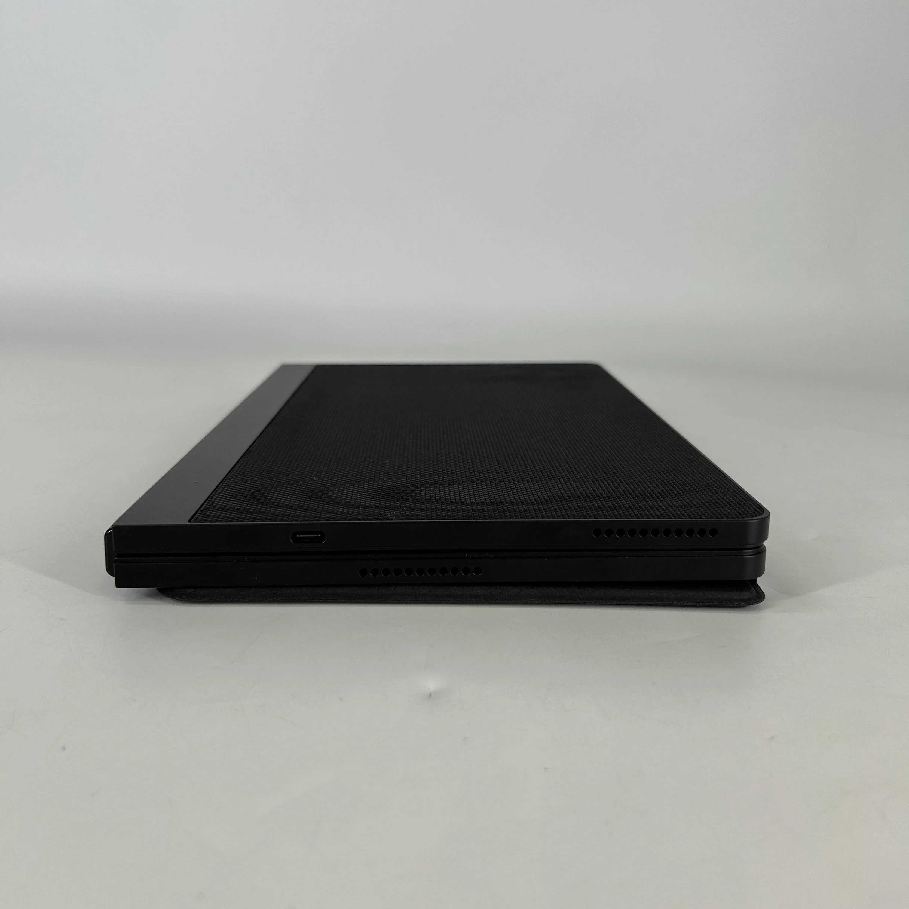 Lenovo ThinkPad X1 Fold Gen 1 16.3 Black WiFi 1.1 GHz Intel Core i7 12th Gen. 16GB RAM 512GB Solid State Drive - Image 10
