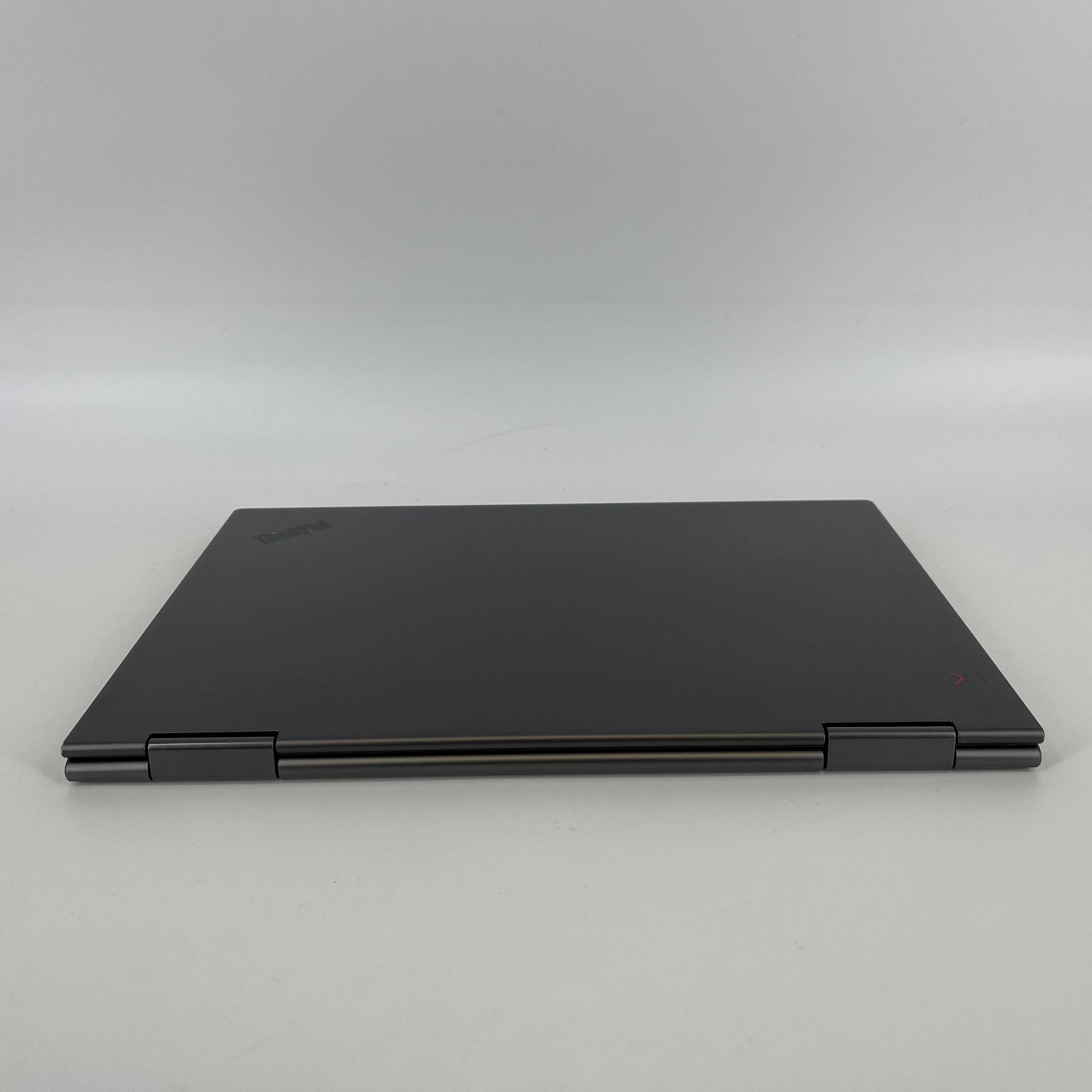 Lenovo ThinkPad X1 Yoga Gen 4 14 Gray 1.6 GHz Intel Core i5 8th Gen. 16GB RAM 512GB Solid State Drive - Image 4
