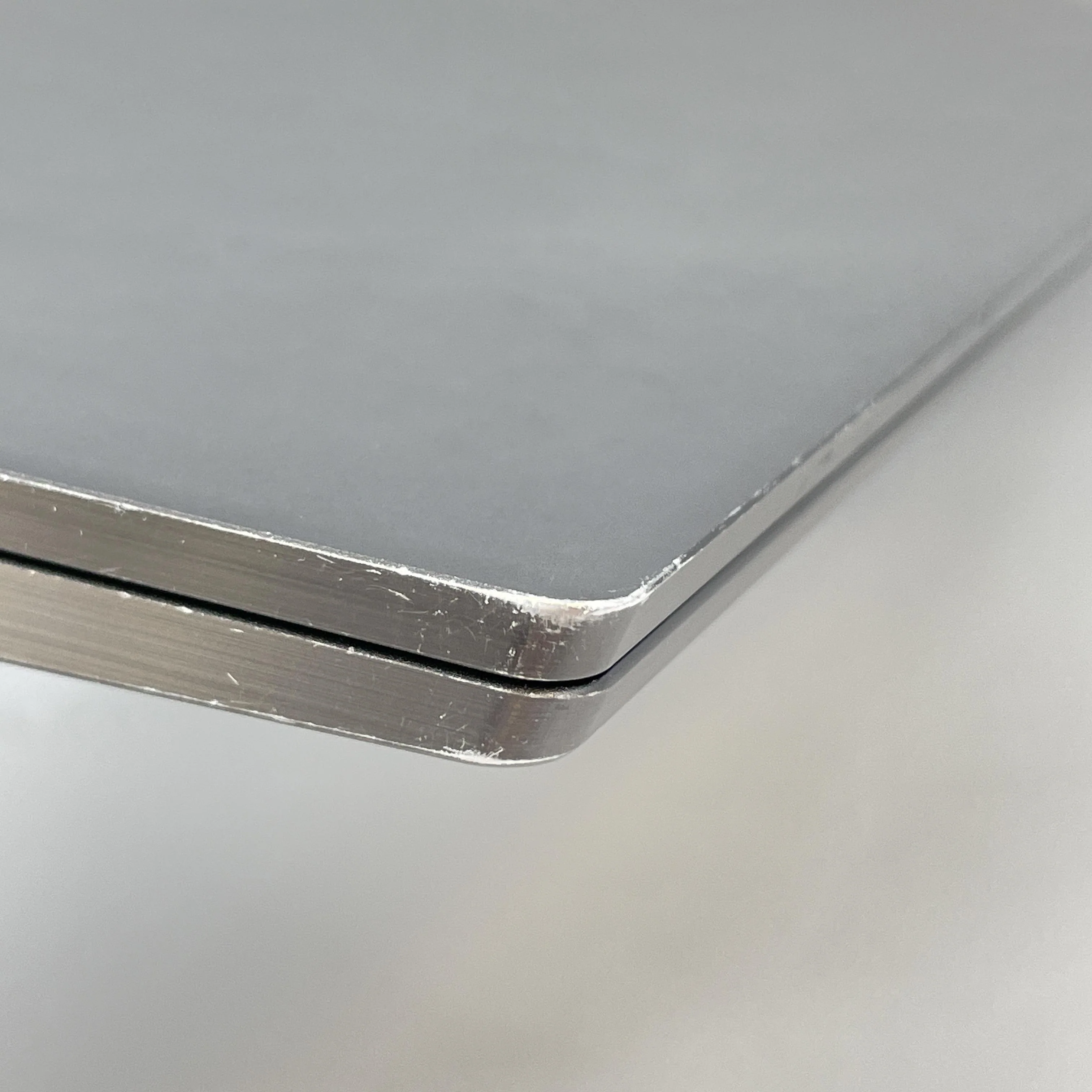 Lenovo ThinkPad X1 Yoga Gen 4 14 Gray 1.9 GHz Intel Core i7 8th Gen. 16GB RAM 256GB Solid State Drive - Image 17