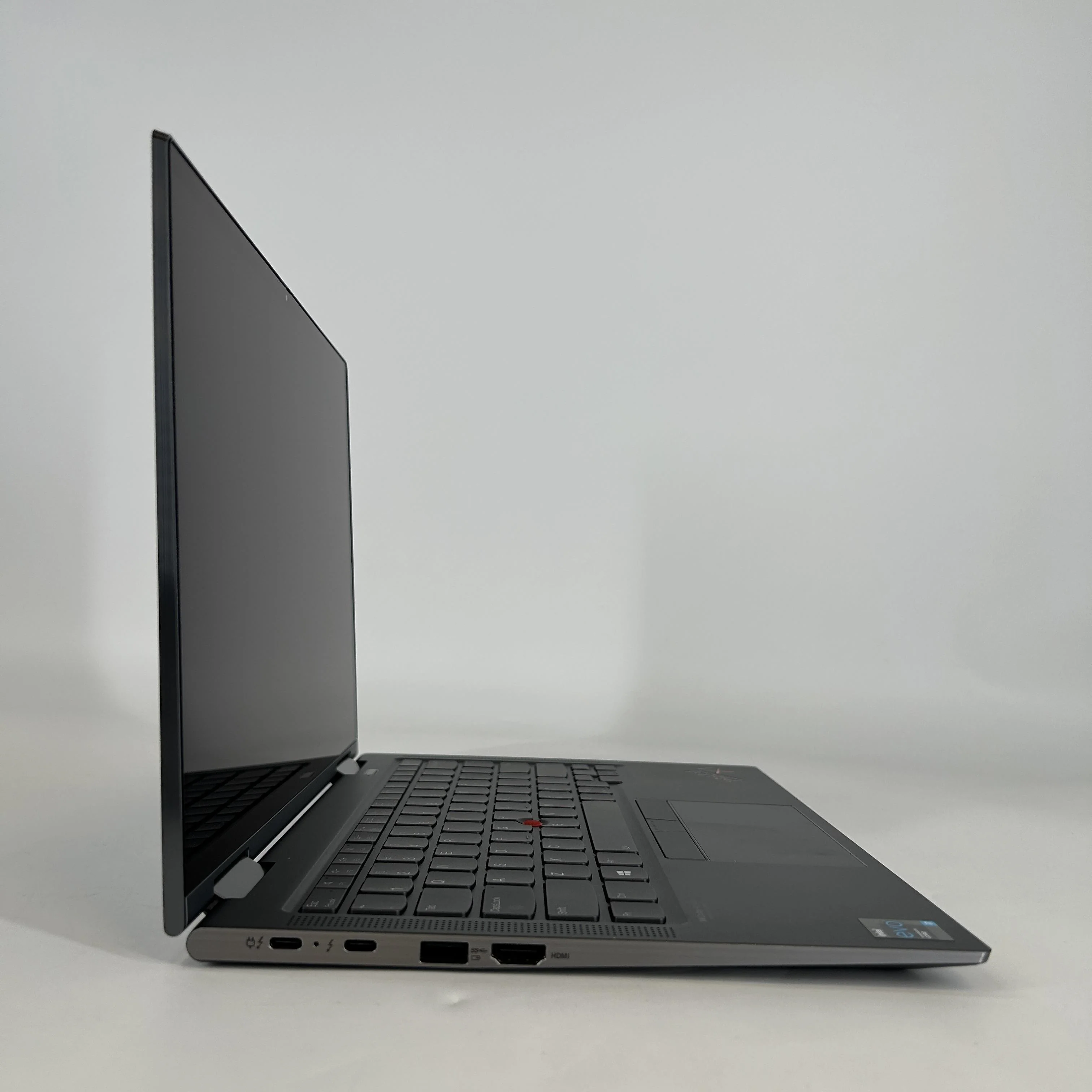 Lenovo ThinkPad X1 Yoga Gen 6 14 Gray 2.8 GHz Intel Core i7 11th Gen. 16GB RAM 512GB Solid State Drive - Image 3