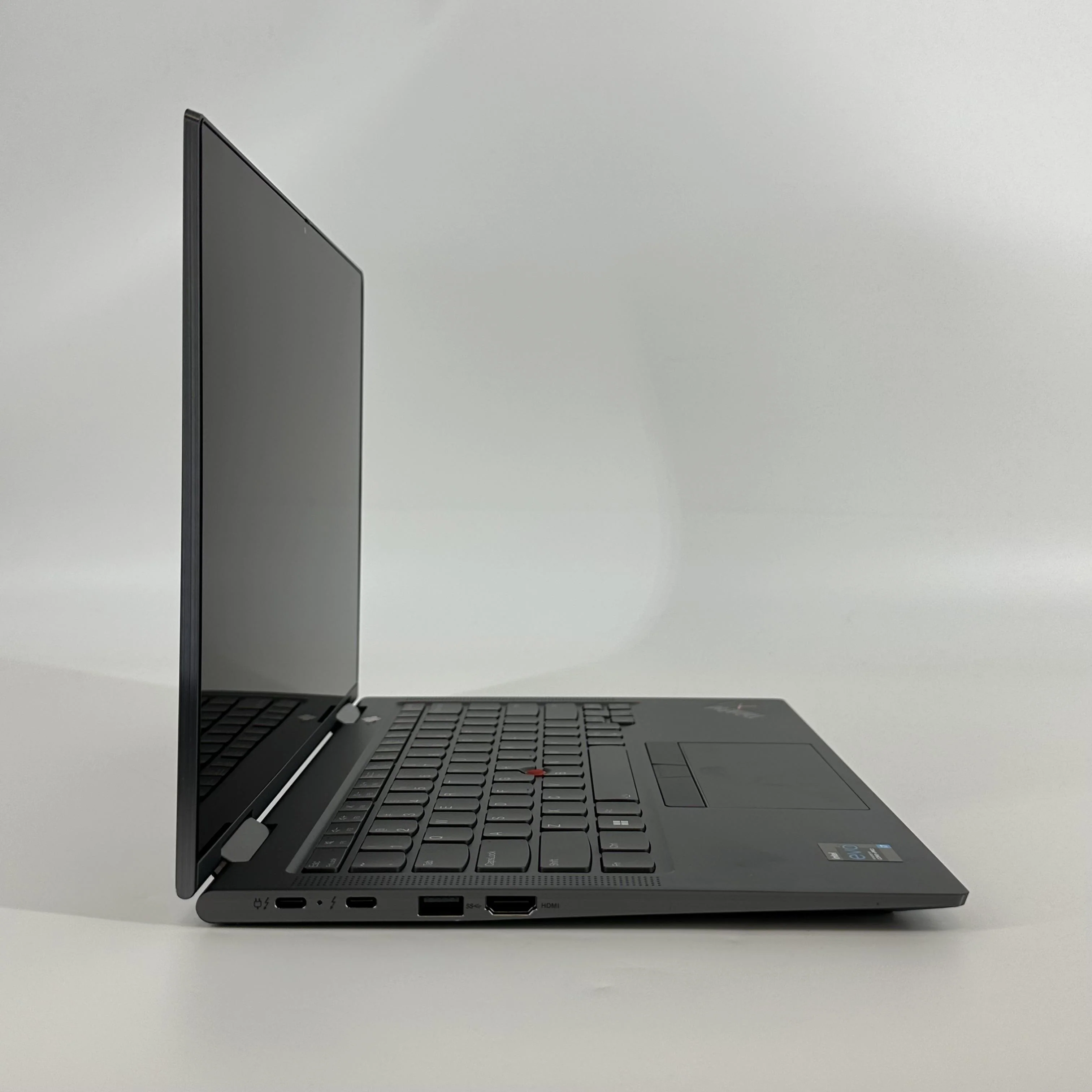 Lenovo ThinkPad X1 Yoga Gen 6 14 Gray 3.0 GHz Intel Core i7 11th Gen. 16GB RAM 512GB Solid State Drive - Image 3