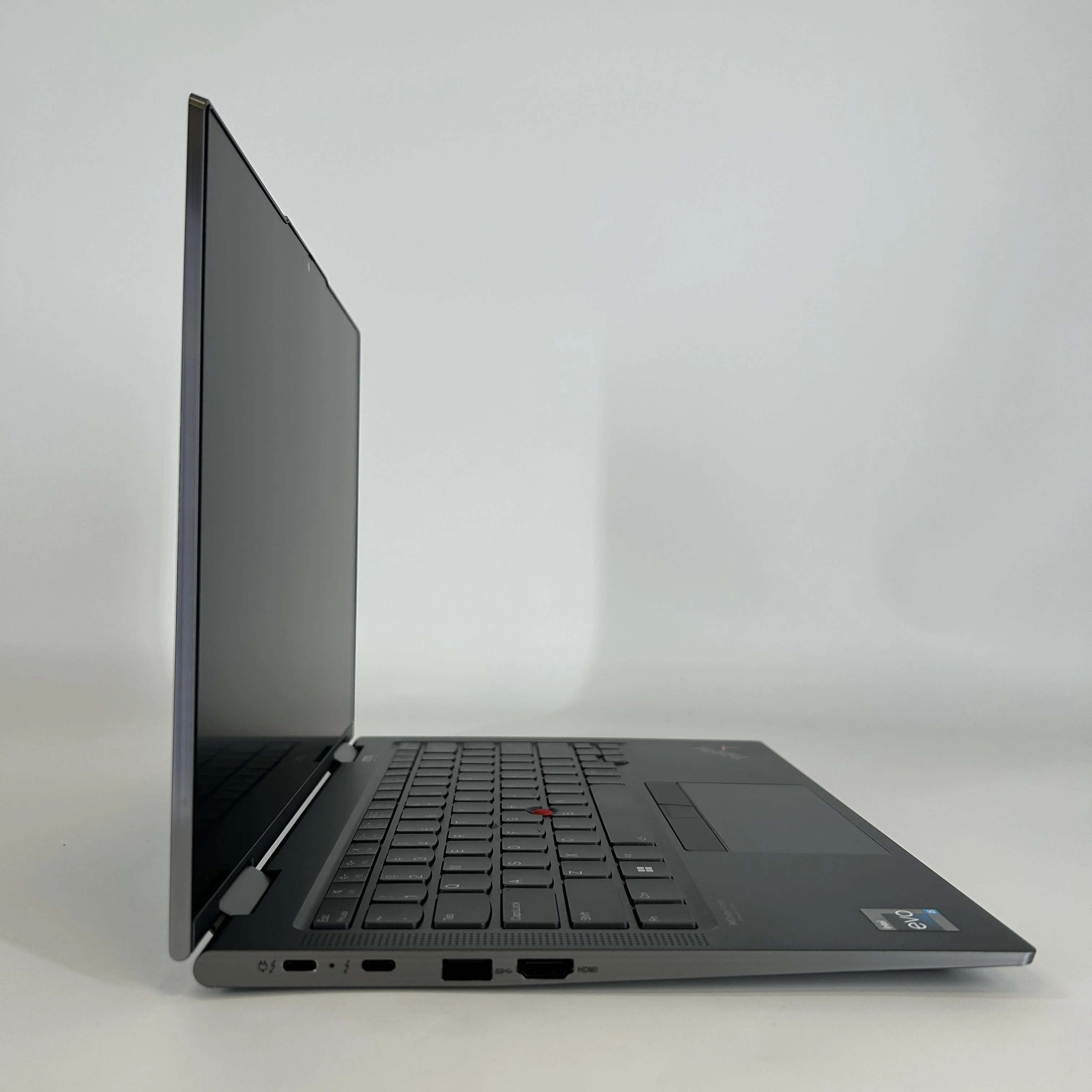 Lenovo ThinkPad X1 Yoga Gen 7 14 Gray 1.3 GHz Intel Core i5 12th Gen. 8GB RAM 256GB Solid State Drive - Image 3