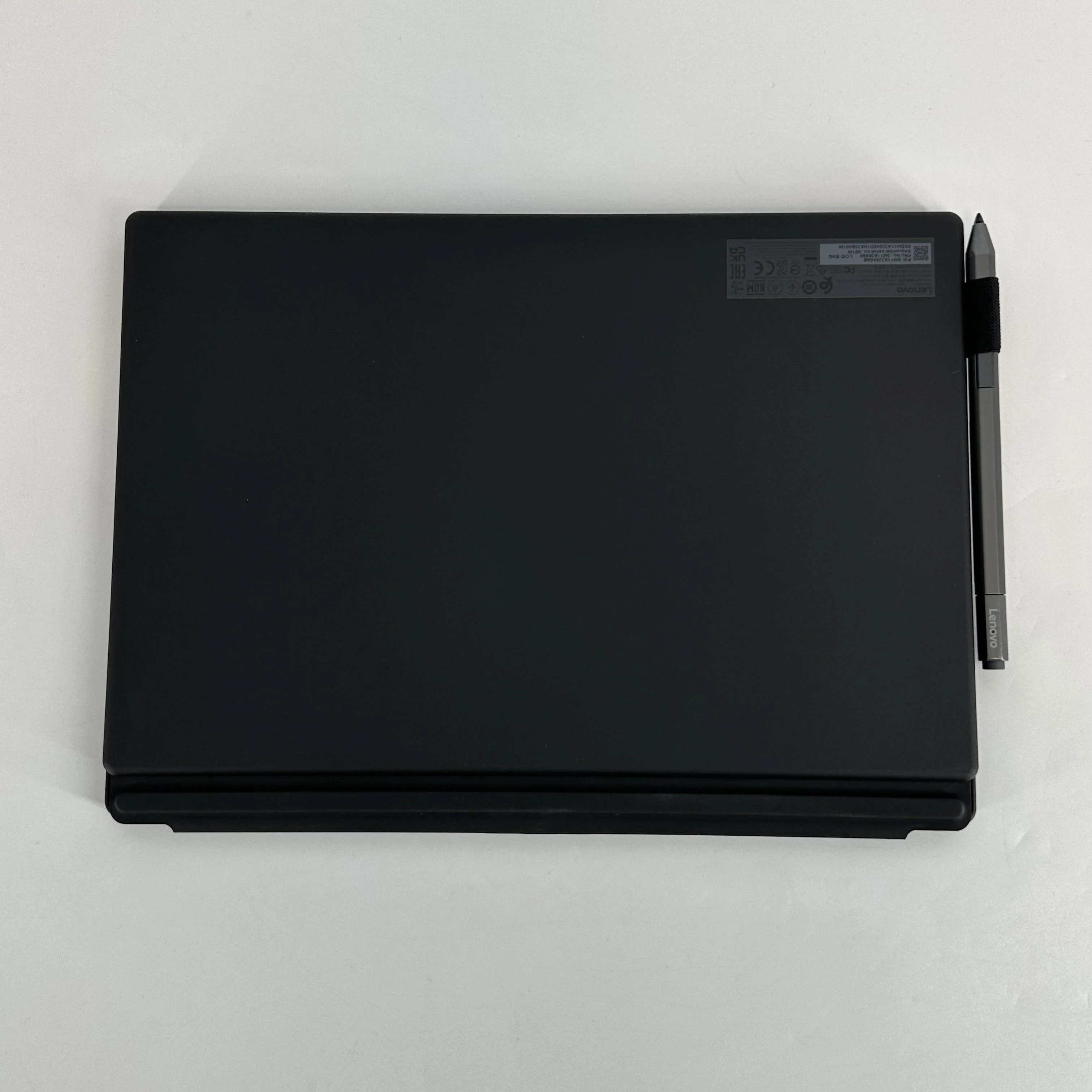 Lenovo ThinkPad X12 Detachable Gen 1 Black WiFi 1.3 GHz Intel Core i7 11th Gen. 16GB RAM 256GB Solid State Drive - Image 5