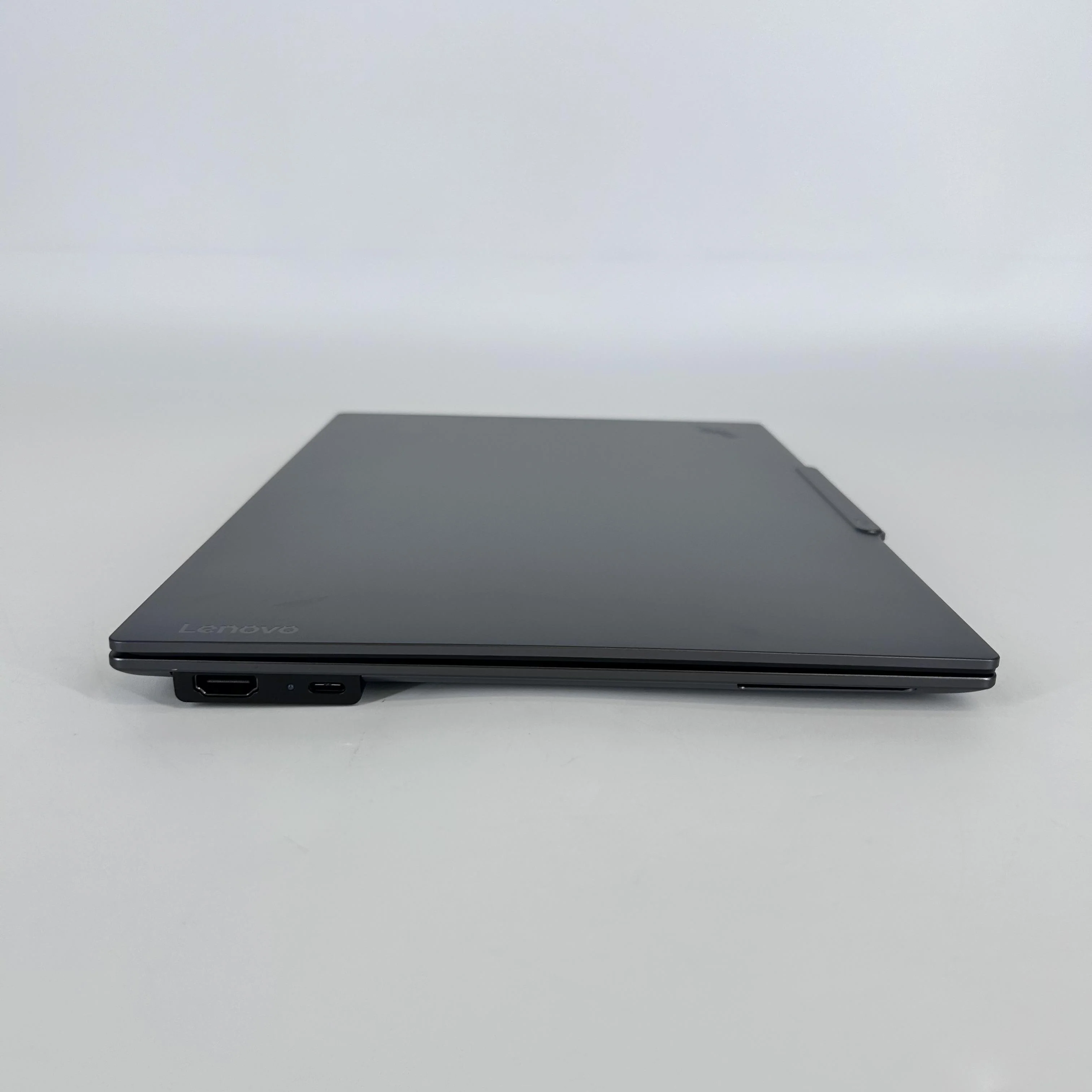 Lenovo ThinkPad X9 14 Gray 2.2 GHz Intel Core Ultra 7 Series 2 32GB RAM 1TB Solid State Drive - Image 9