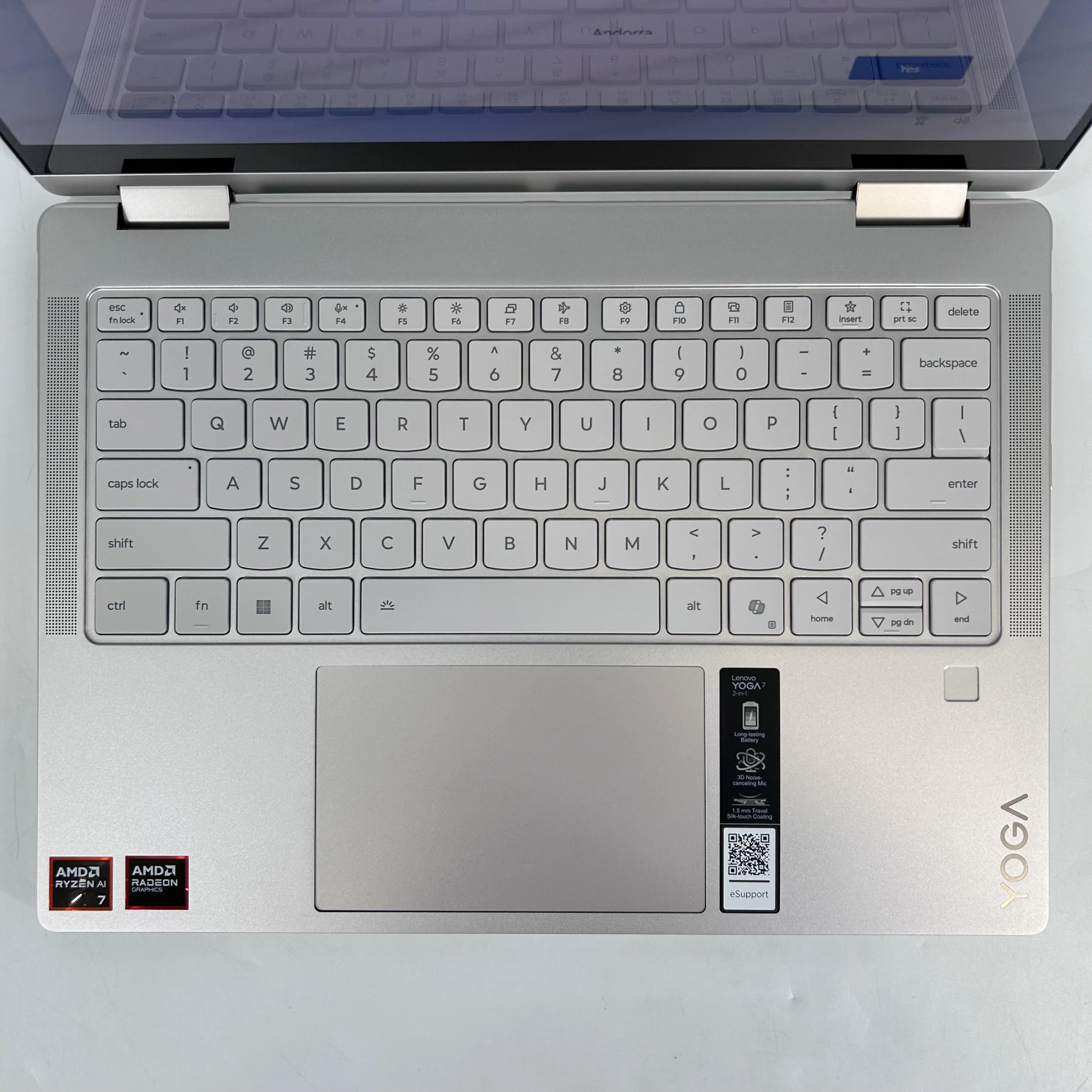 Lenovo Yoga 7 14 Silver 2.0 GHz AMD Ryzen AI 7 350 16GB RAM 1TB Solid State Drive - Image 2