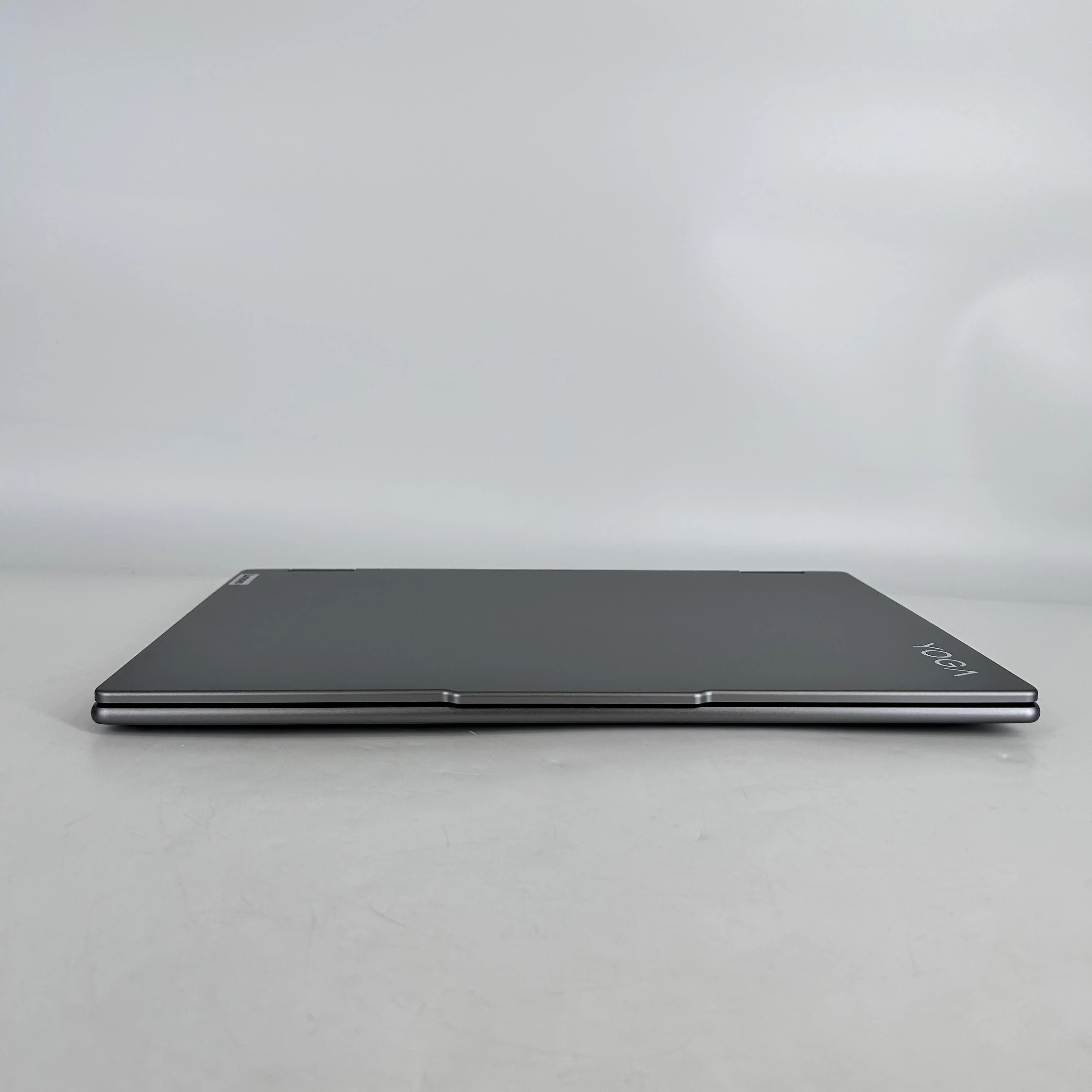 Lenovo Yoga 7 16 Gray 3.3 GHz AMD Ryzen 7 8840HS 16GB RAM 512GB Solid State Drive - Image 8