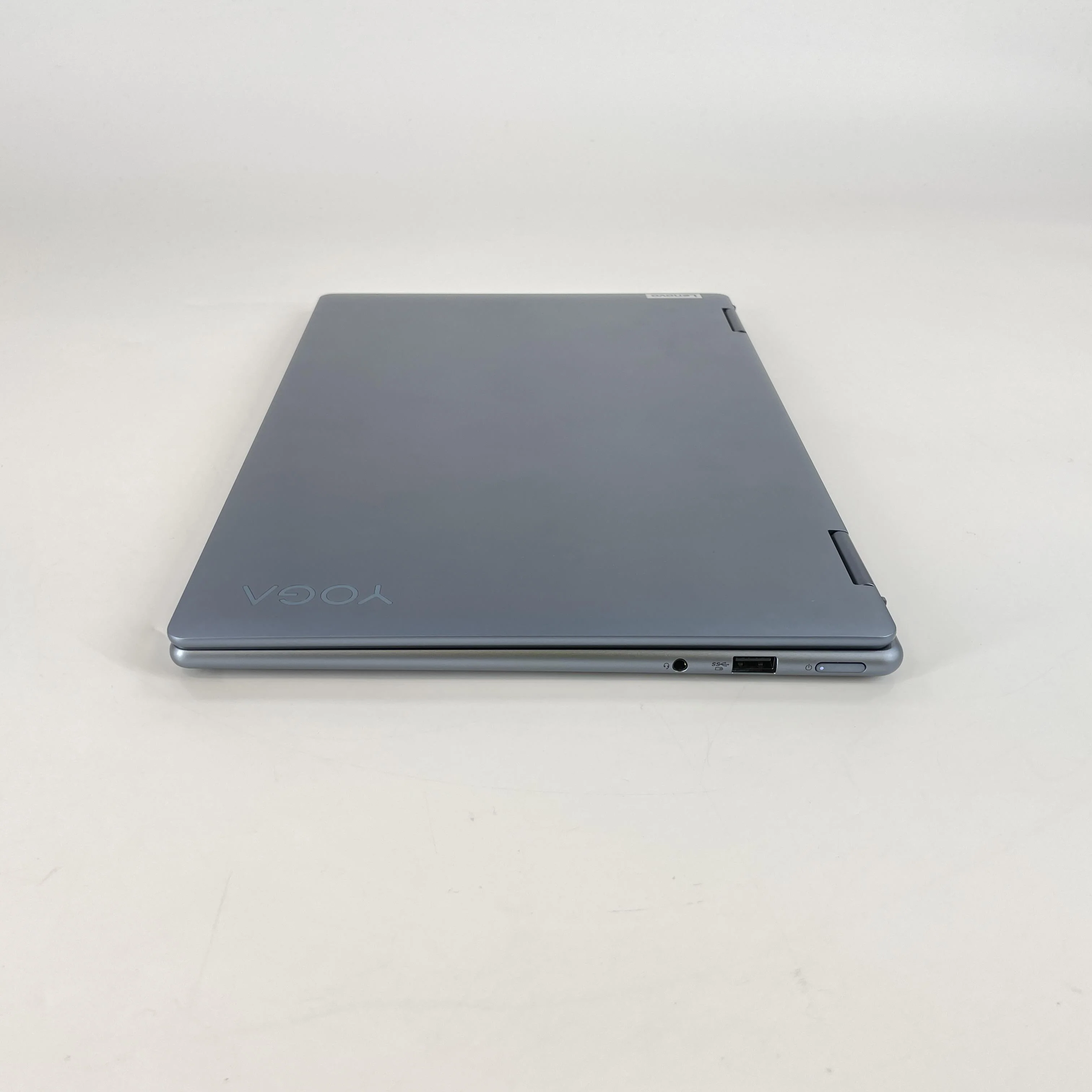 Lenovo Yoga 7i 14 Blue 1.7 GHz Intel Core i7 12th Gen. 16GB RAM 512GB Solid State Drive