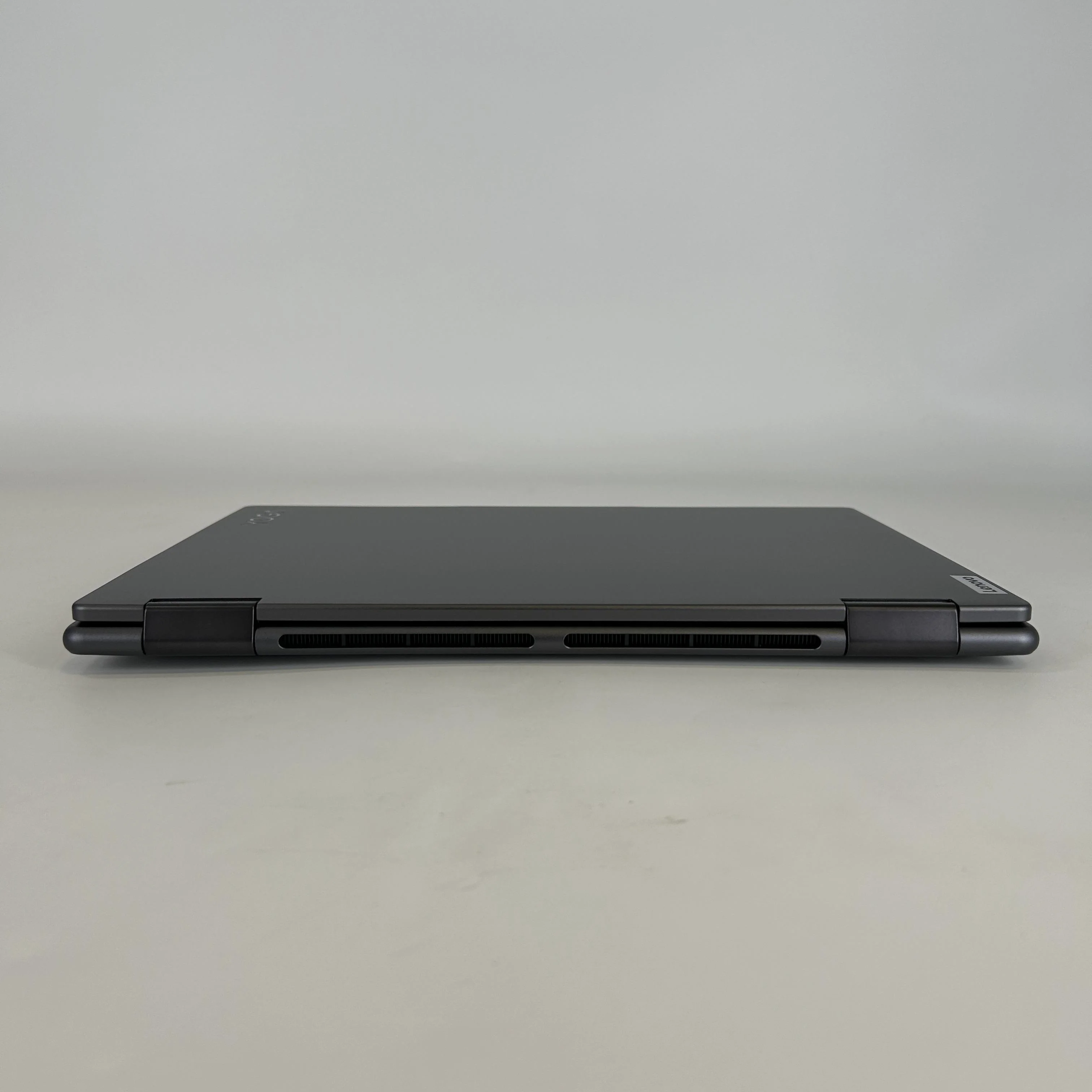 Lenovo Yoga 7i 14 Gray 1.7 GHz Intel Core Ultra 7 16GB RAM 1TB Solid State Drive - Image 5