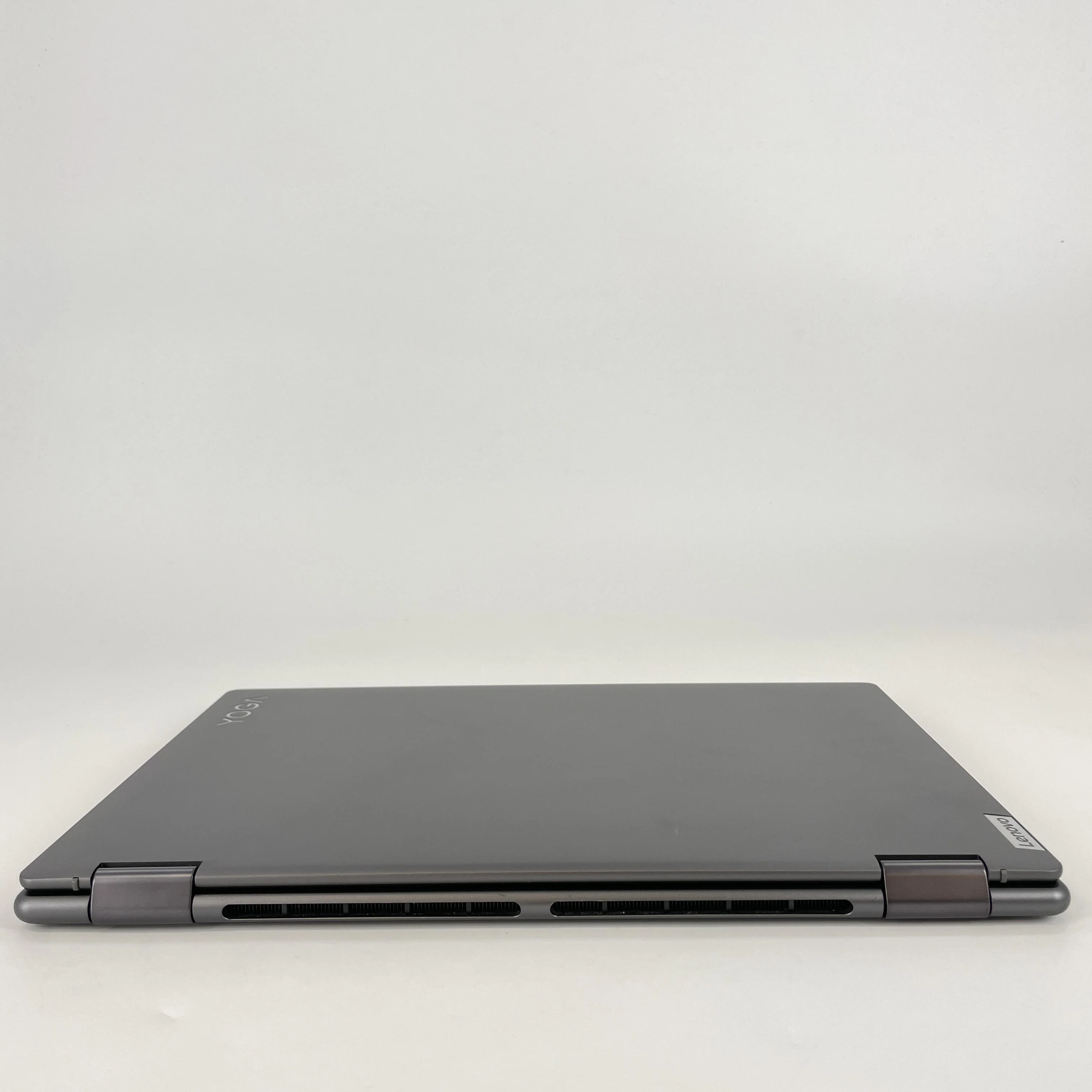 Lenovo Yoga 7i 16 Gray 2.3 GHz Intel Core i7 12th Gen. 16GB RAM 1TB Solid State Drive Intel Arc A370M 1 GB - Image 7