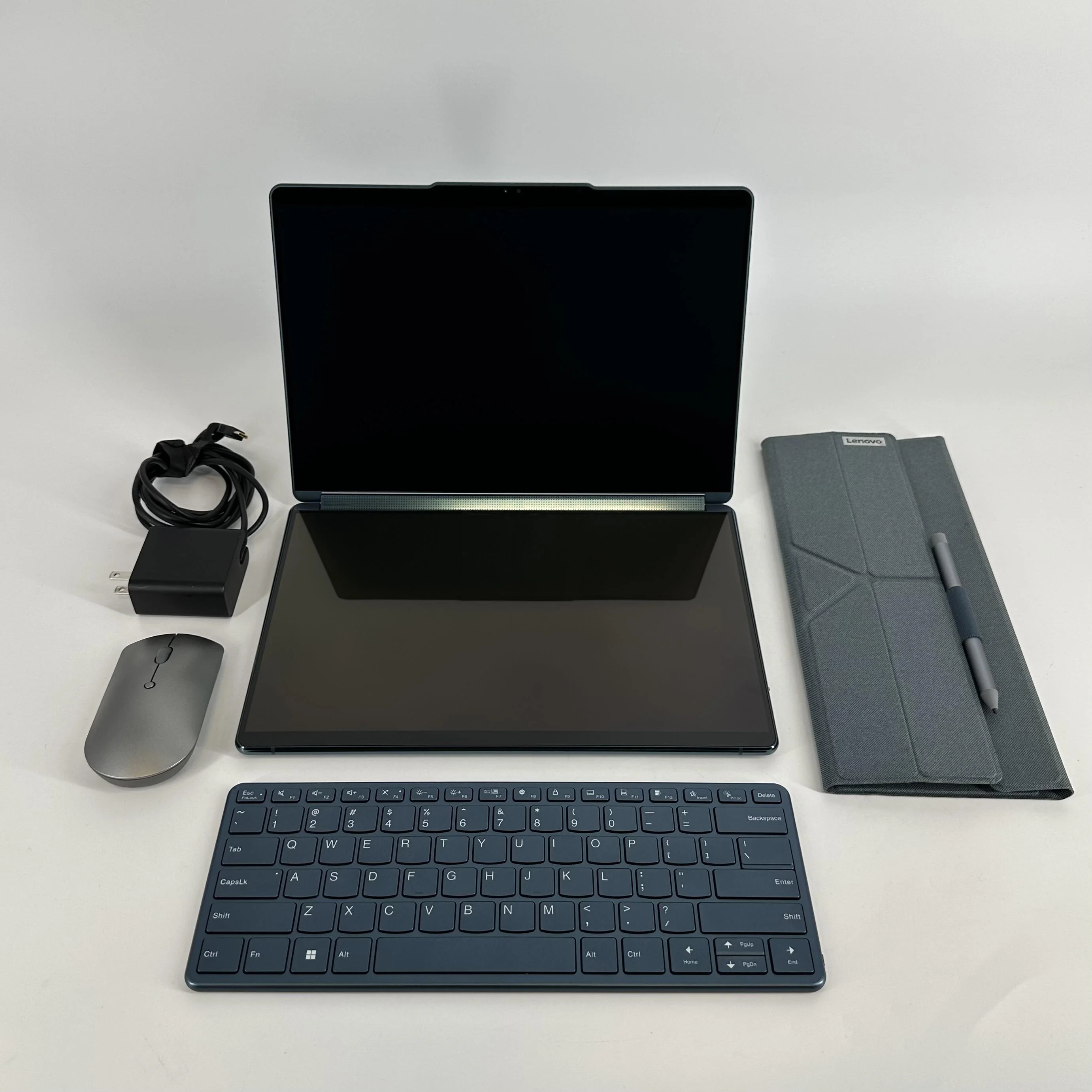Lenovo Yoga Book 9i 13.3 Blue 1.7 GHz Intel Core i7 13th Gen. 16GB RAM 1TB Solid State Drive