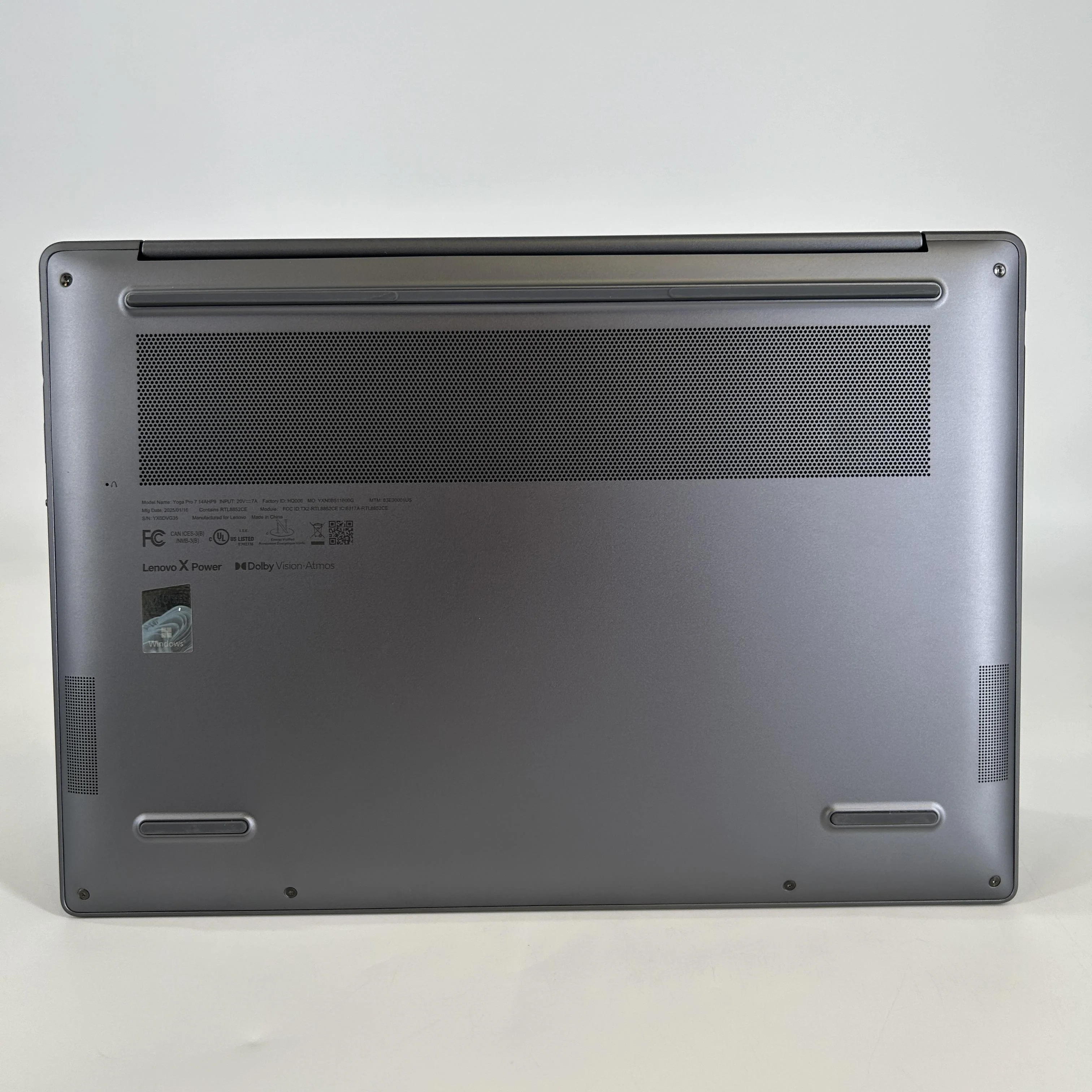 Lenovo Yoga Pro 7 14.5 Silver 3.8 GHz AMD Ryzen 7 8845HS 16GB RAM 1TB Solid State Drive NVIDIA GeForce RTX 3050 6 GB - Image 5