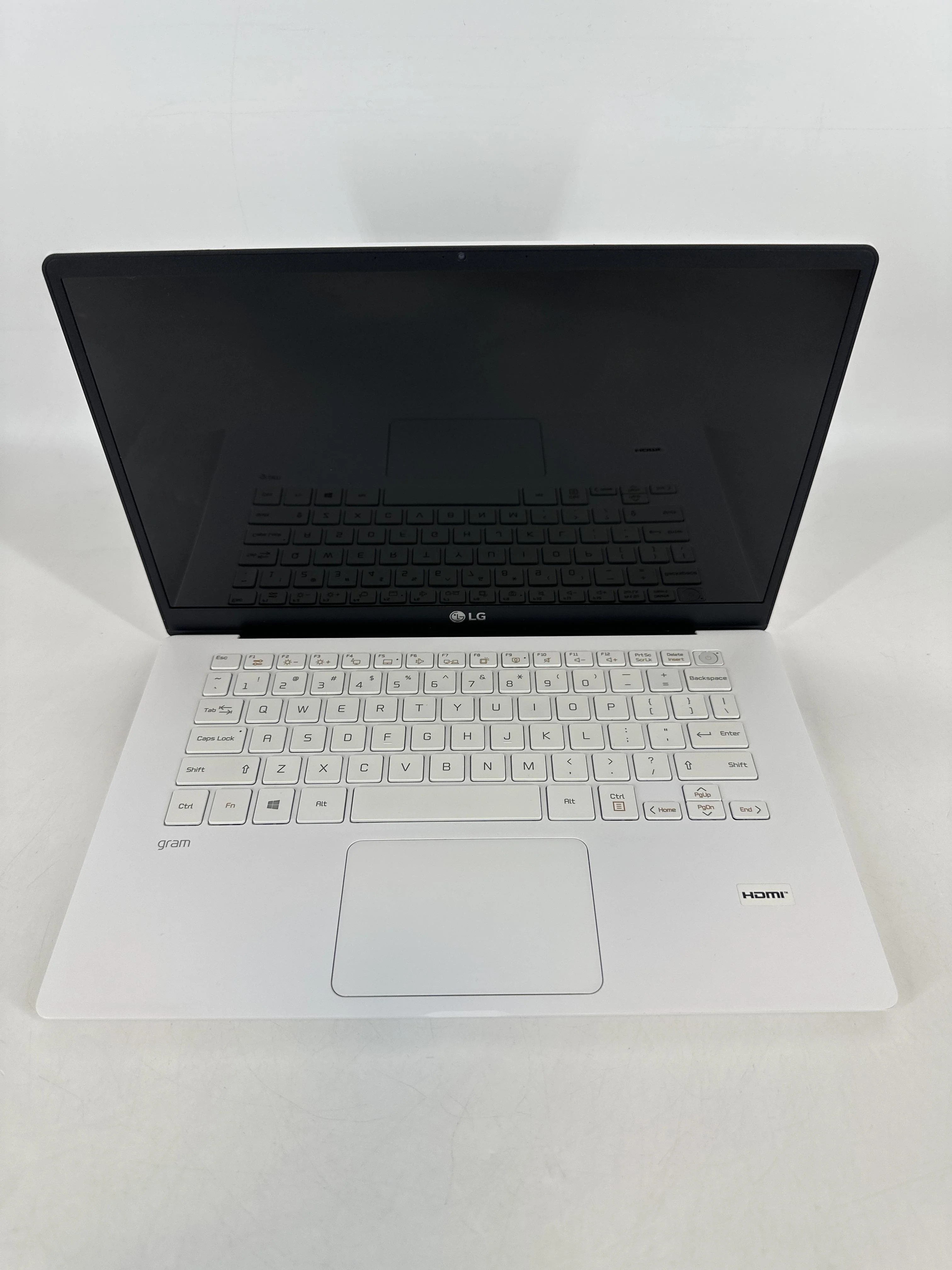 LG Gram 14 White 1.2 GHz Intel Core i5 10th Gen. 8GB RAM 256GB Solid State Drive