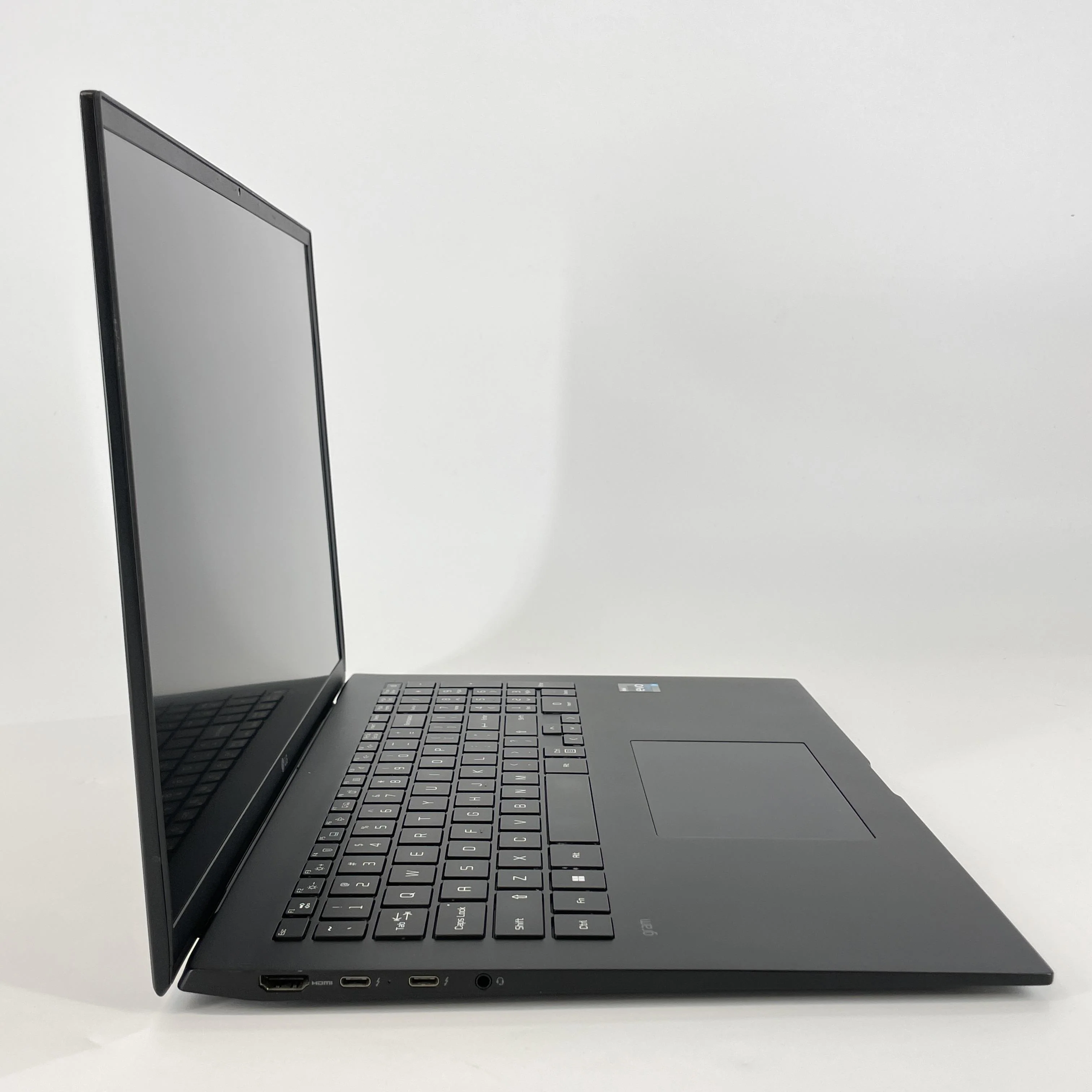 LG Gram 17 Black 2.2 GHz Intel Core i7 13th Gen. 16GB RAM 512GB Solid State Drive - Image 5
