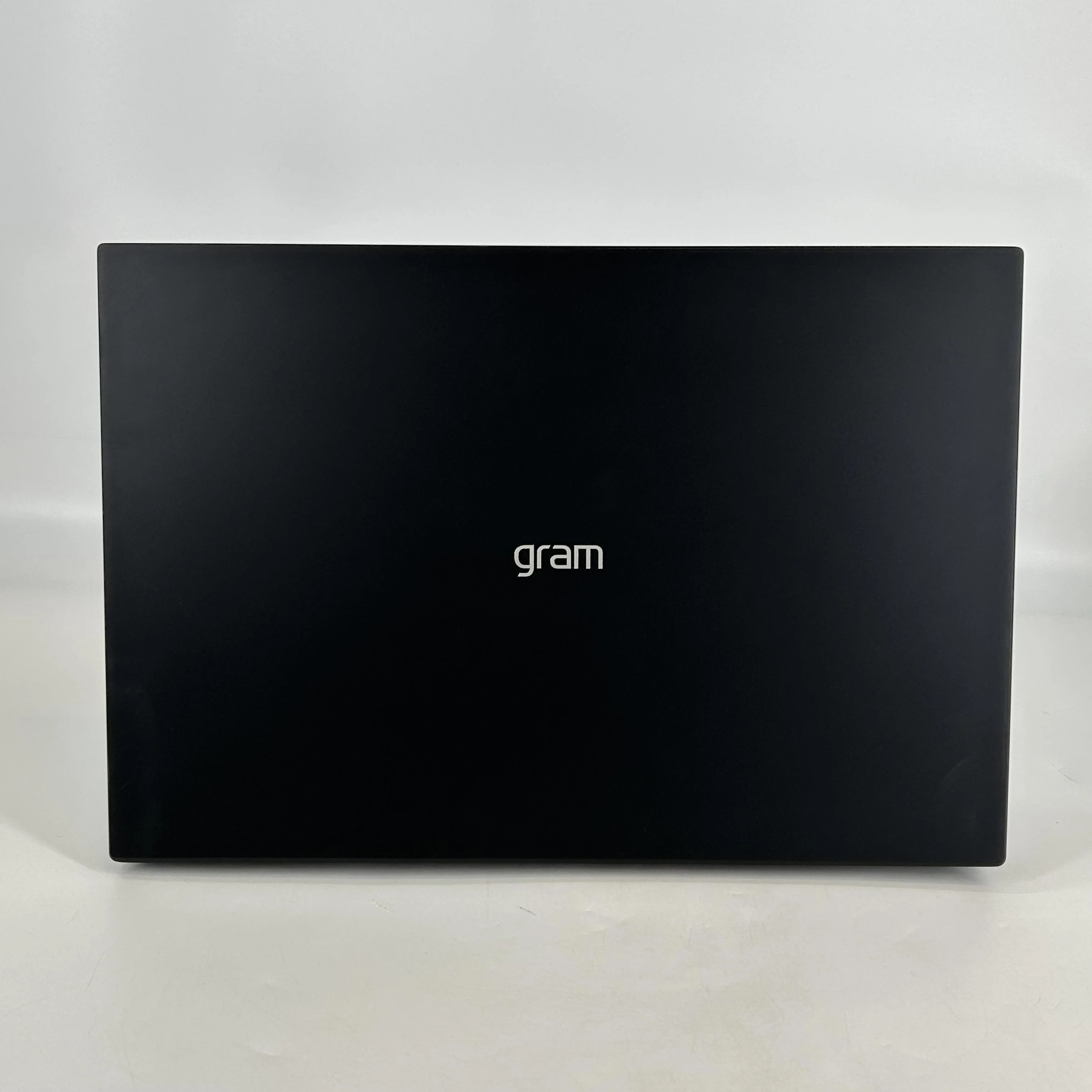 LG Gram 17 Black 2.2 GHz Intel Core Ultra 7 Series 2 16GB RAM 1TB Solid State Drive 1TB Solid State Drive - Image 10