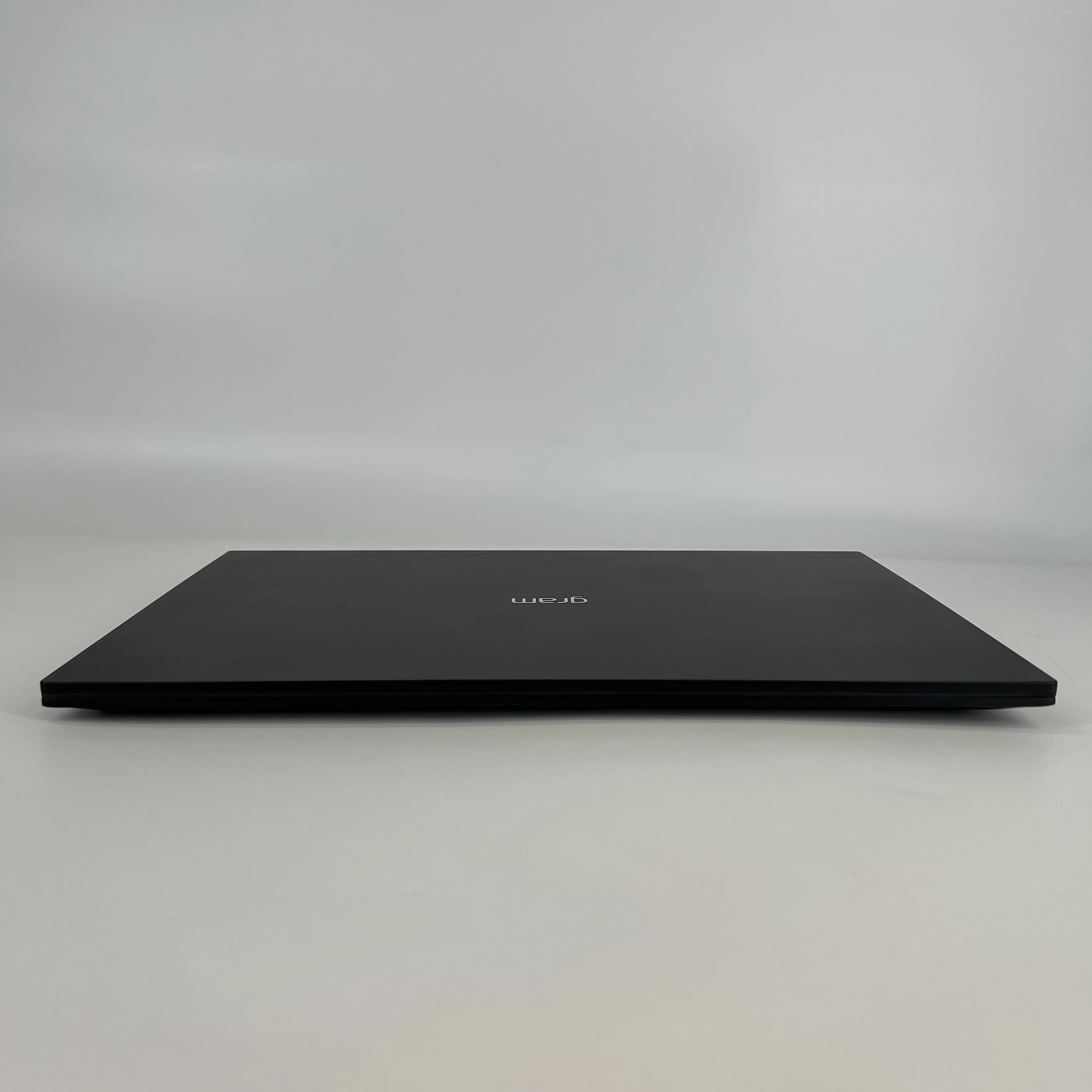 LG Gram 17 Black 2.2 GHz Intel Core Ultra 7 Series 2 32GB RAM 1TB Solid State Drive - Image 7