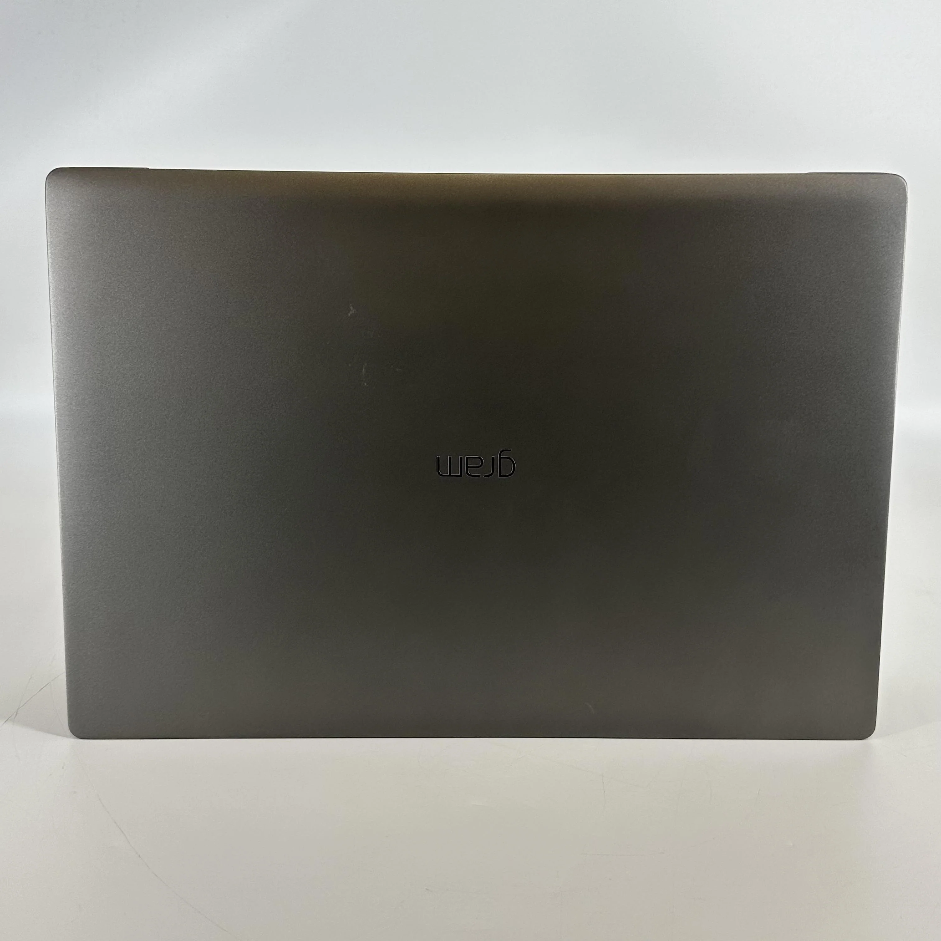LG Gram 17 Gray 2.8 GHz Intel Core i7 11th Gen. 16GB RAM 1TB Solid State Drive - Image 7