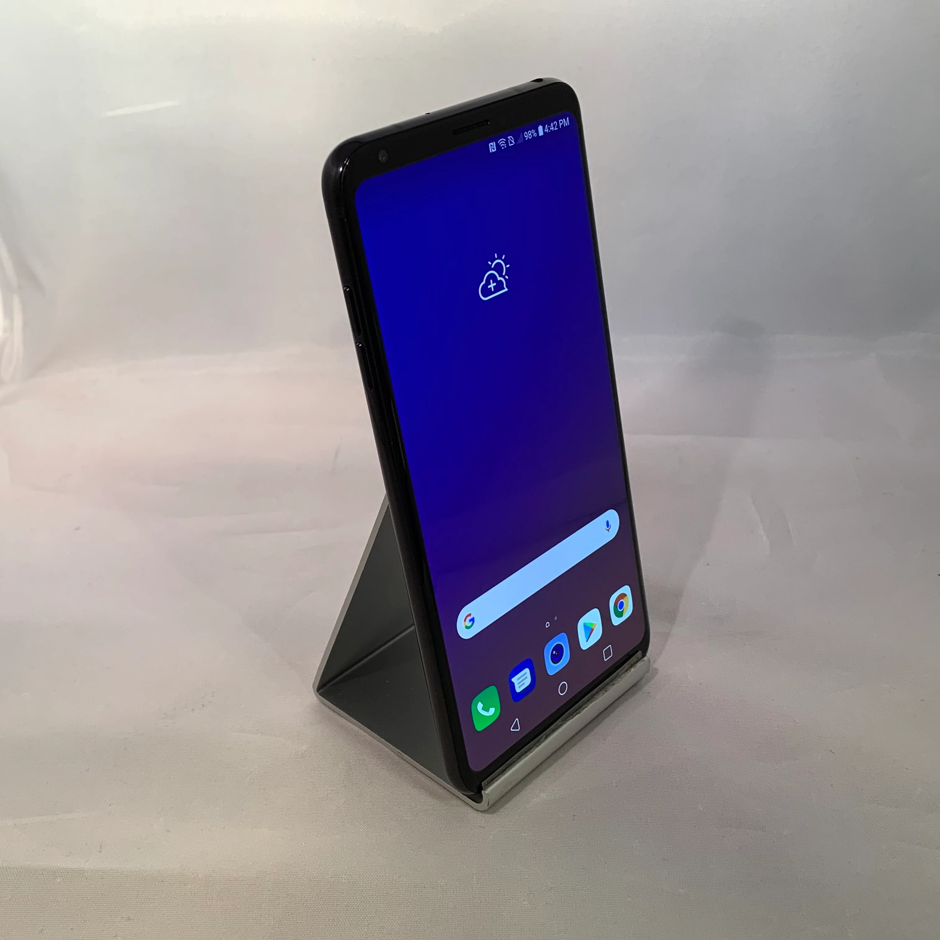 LG V35 ThinQ 64GB Aurora Black (AT&T Unlocked) - Image 2