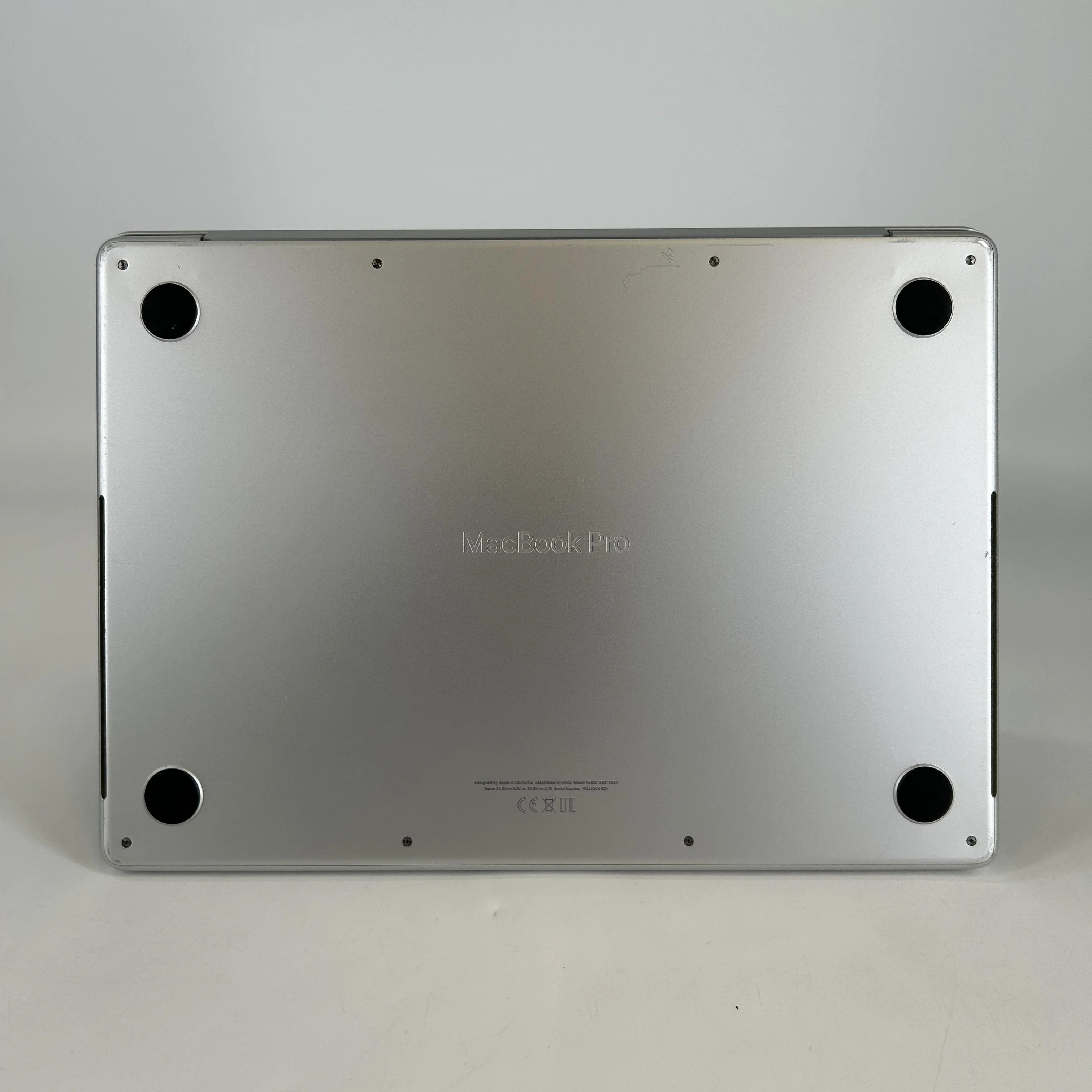MacBook Pro 14 2021 Silver 3.2 GHz M1 Pro 10-Core CPU 16GB Unified Memory 1TB Solid State Drive 16-Core GPU - Image 3