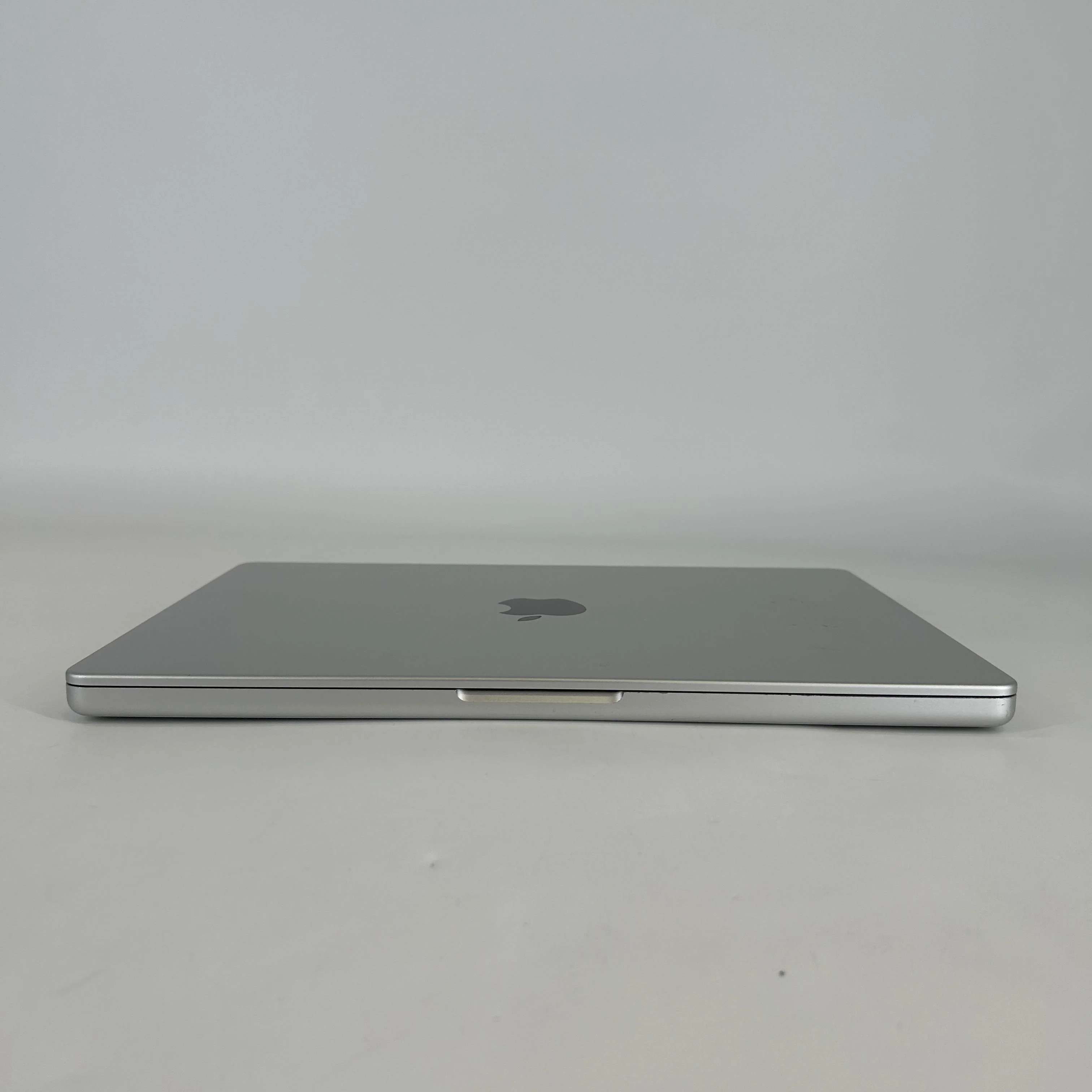MacBook Pro 14 2021 Silver 3.2 GHz M1 Pro 10-Core CPU 16GB Unified Memory 1TB Solid State Drive 16-Core GPU - Image 7