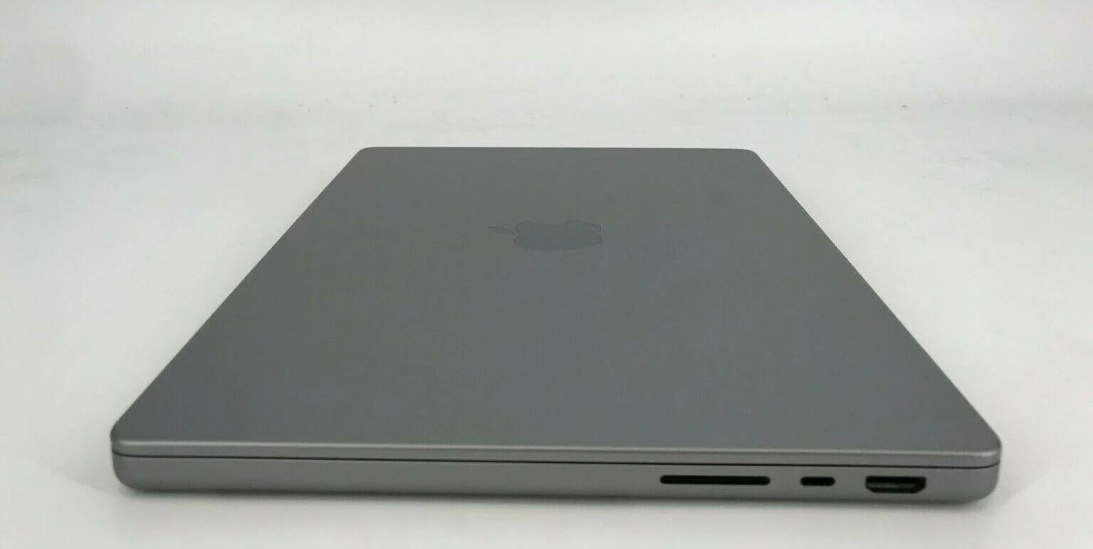 MacBook Pro 14" (2021) - Image 8