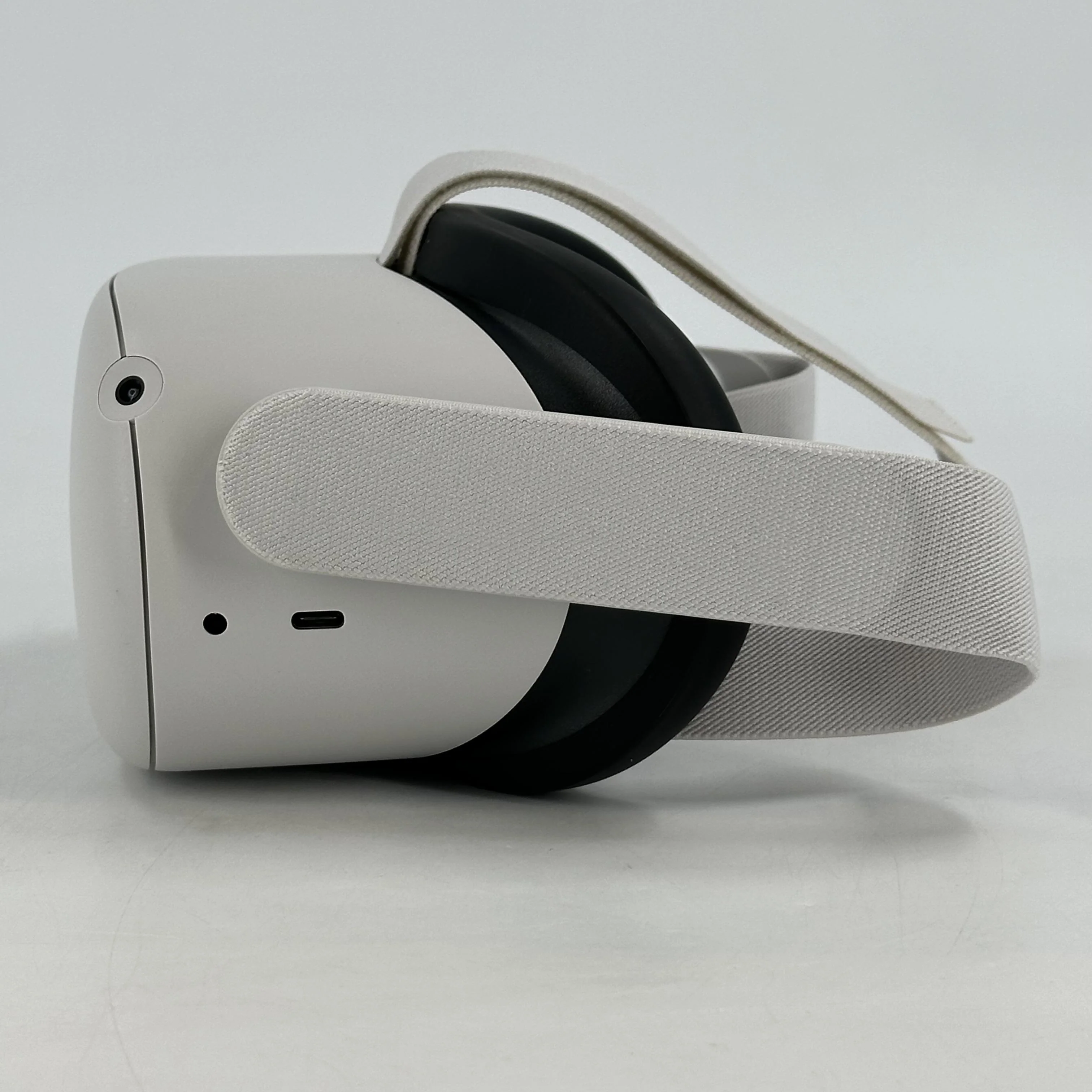 Meta Quest 3 White 128GB - Image 4