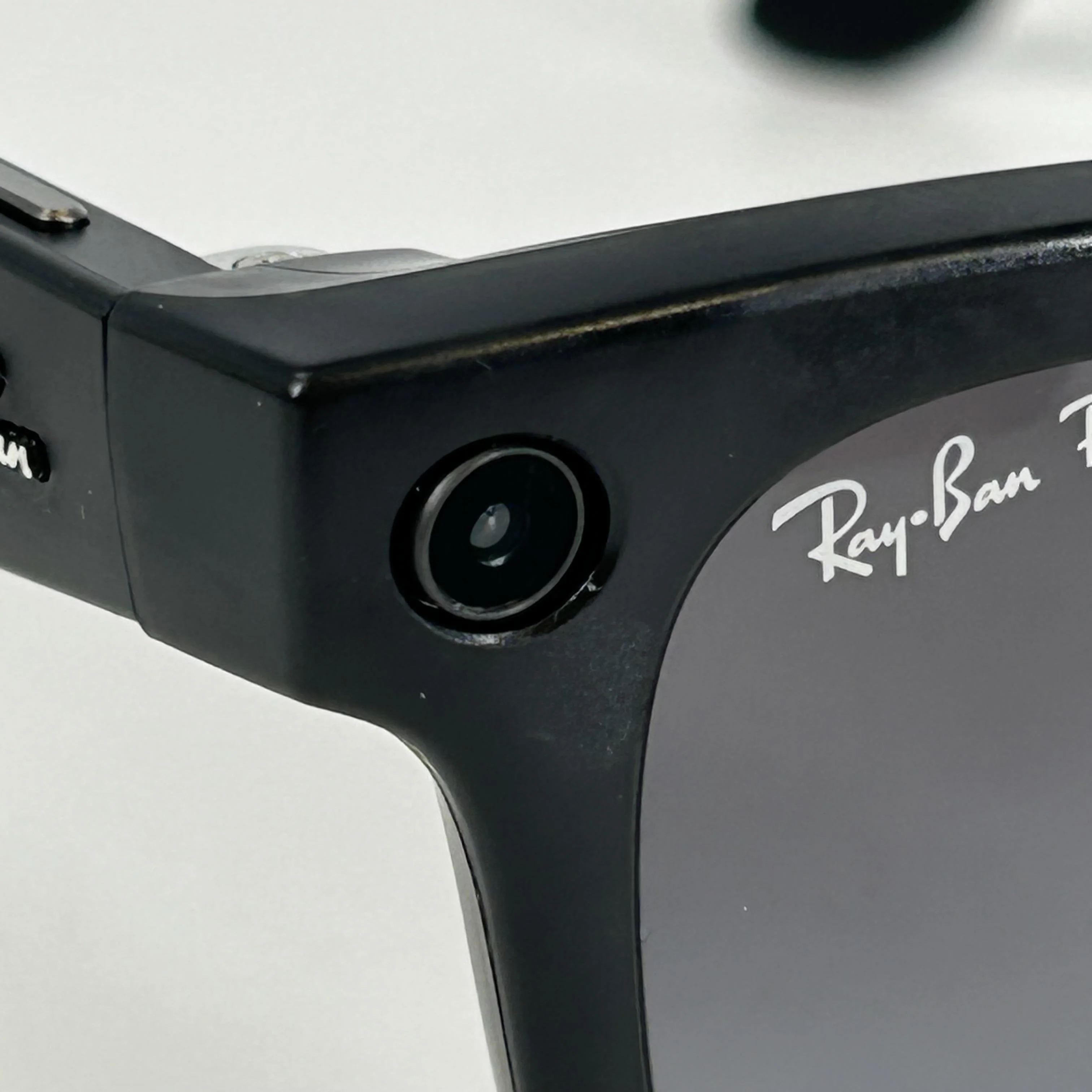 Meta Ray-Ban Meta Wayfarer (Gen 1) Matte Black 32GB - Image 8