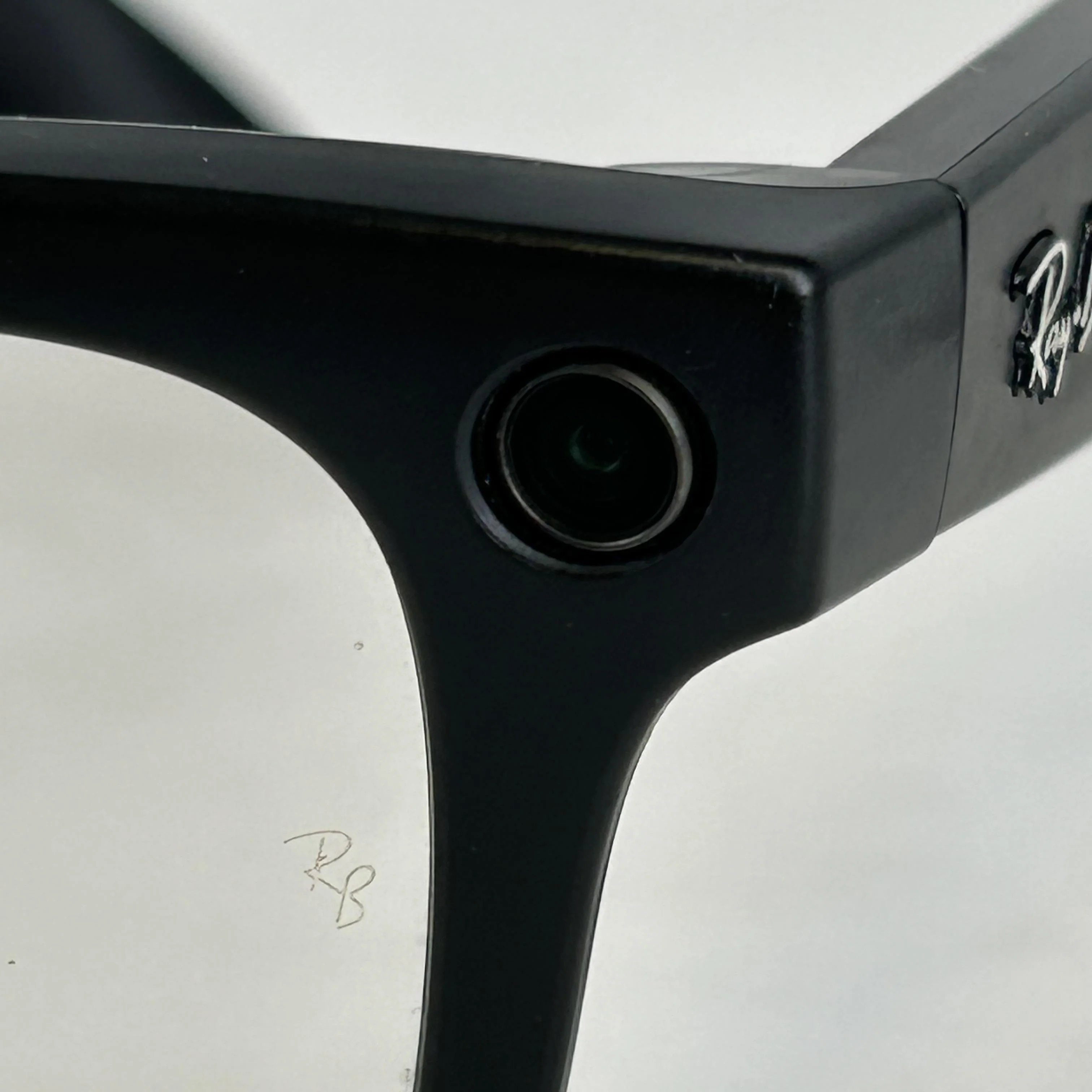Meta Ray-Ban Meta Wayfarer (Gen 1) Matte Black 32GB - Image 9