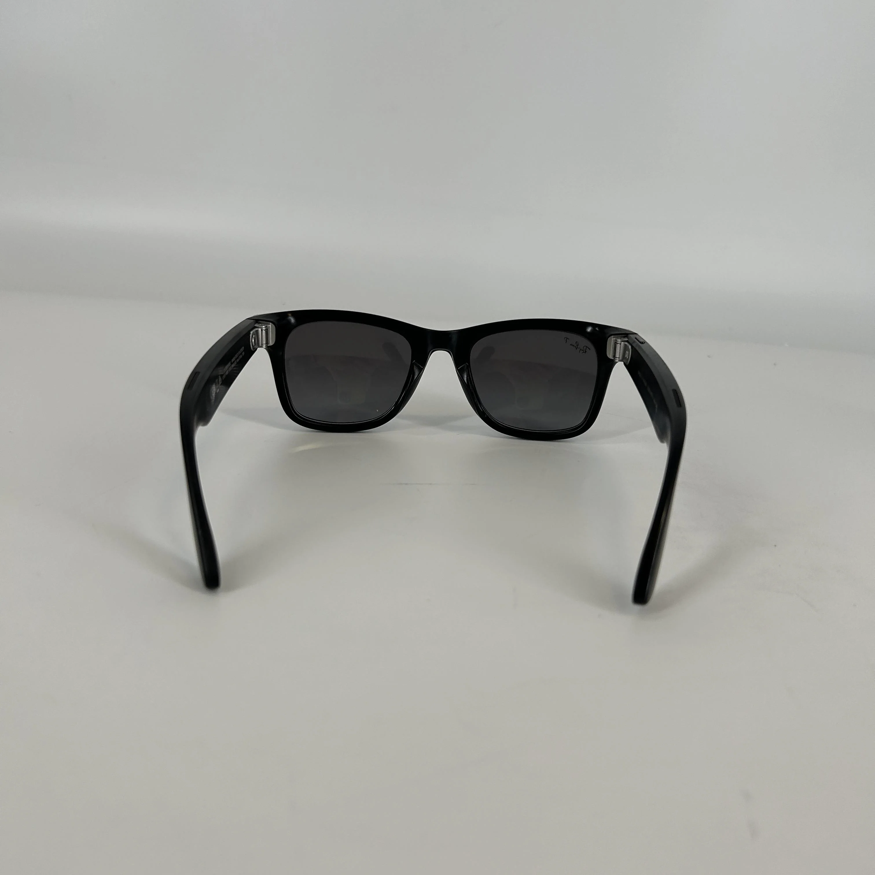 Meta Ray-Ban Meta Wayfarer (Gen 1) Matte Black 32GB - Image 5