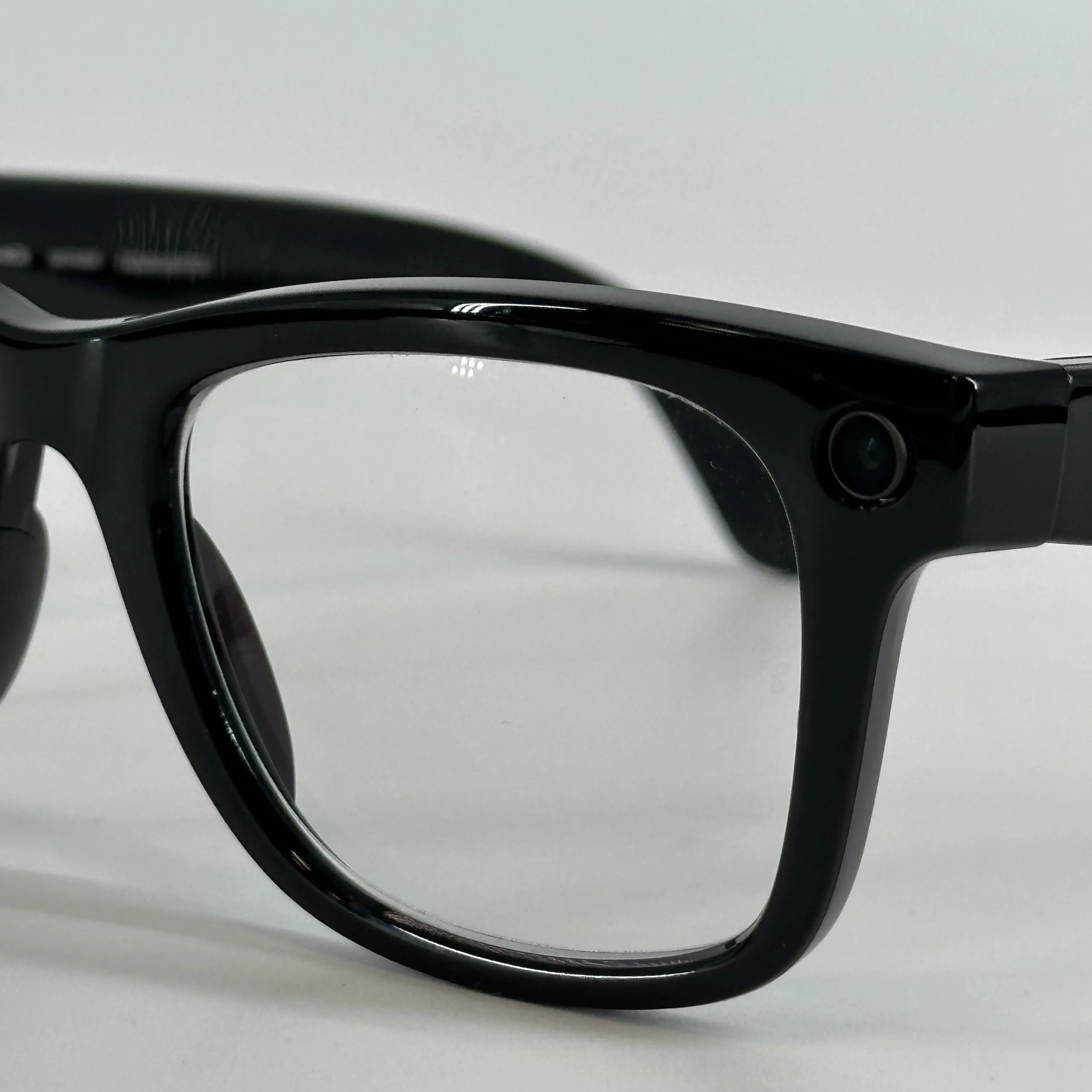Meta Ray-Ban Meta Wayfarer (Gen 1) Shiny Black 32GB - Image 9