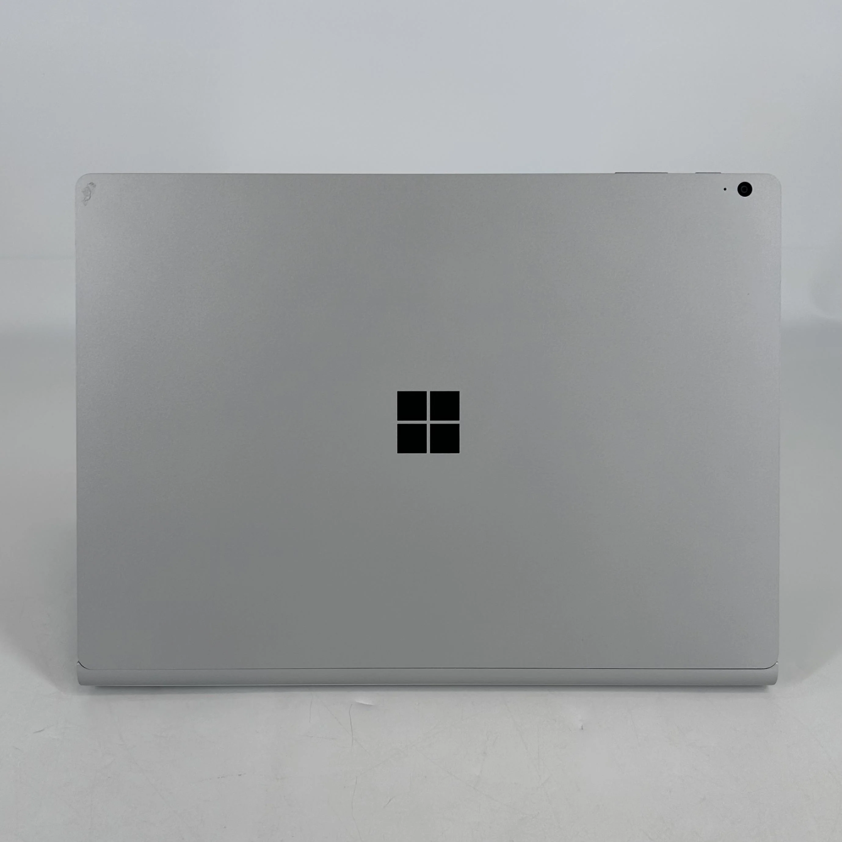 Microsoft Surface Book 3 13.5 Silver 1.3 GHz Intel Core i7 10th Gen. 16GB RAM 256GB Solid State Drive - Image 10