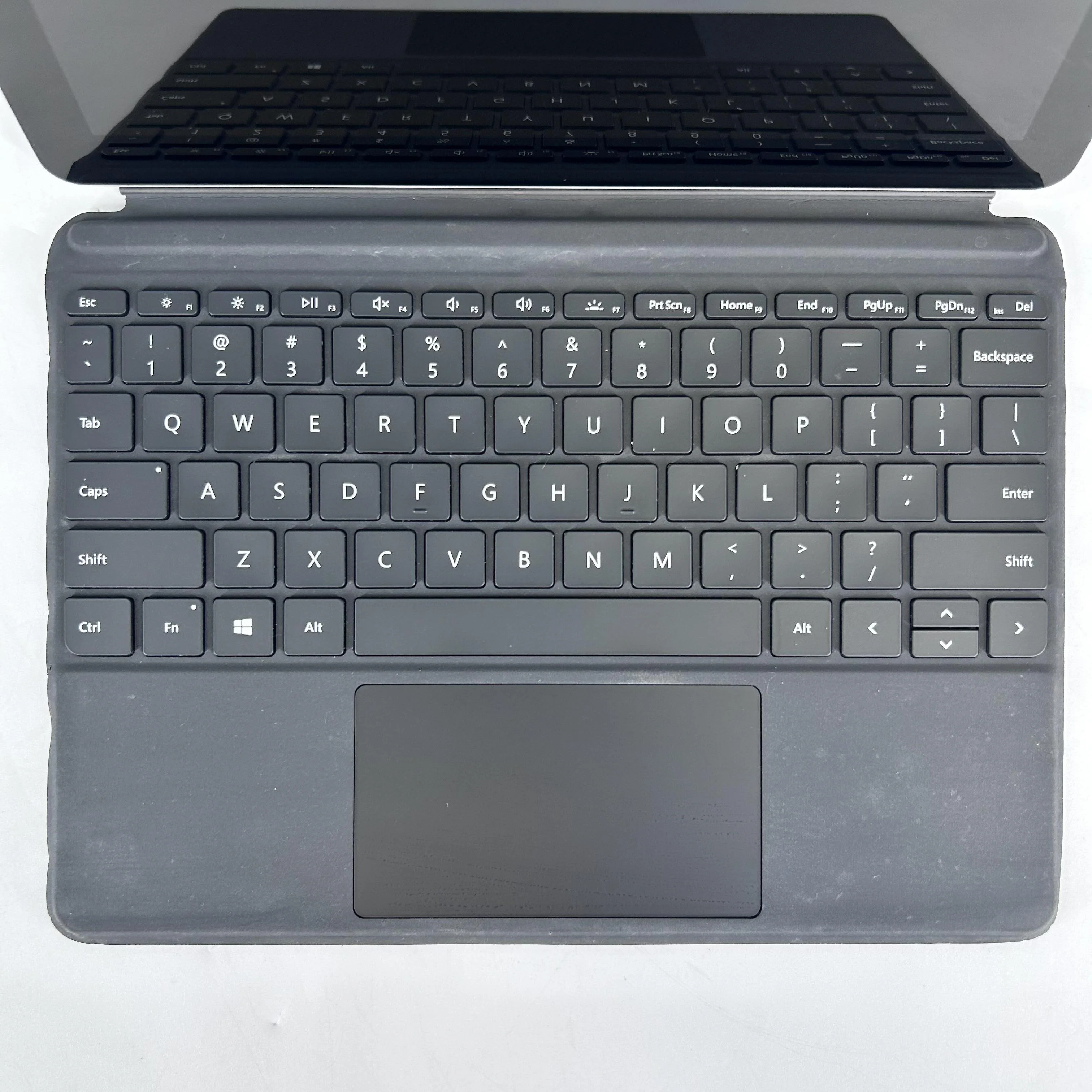 Microsoft Surface Go (1st Gen) 10 WiFi 1.6 GHz Intel Pentium Gold 4415Y 8GB RAM 128GB Solid State Drive - Image 12
