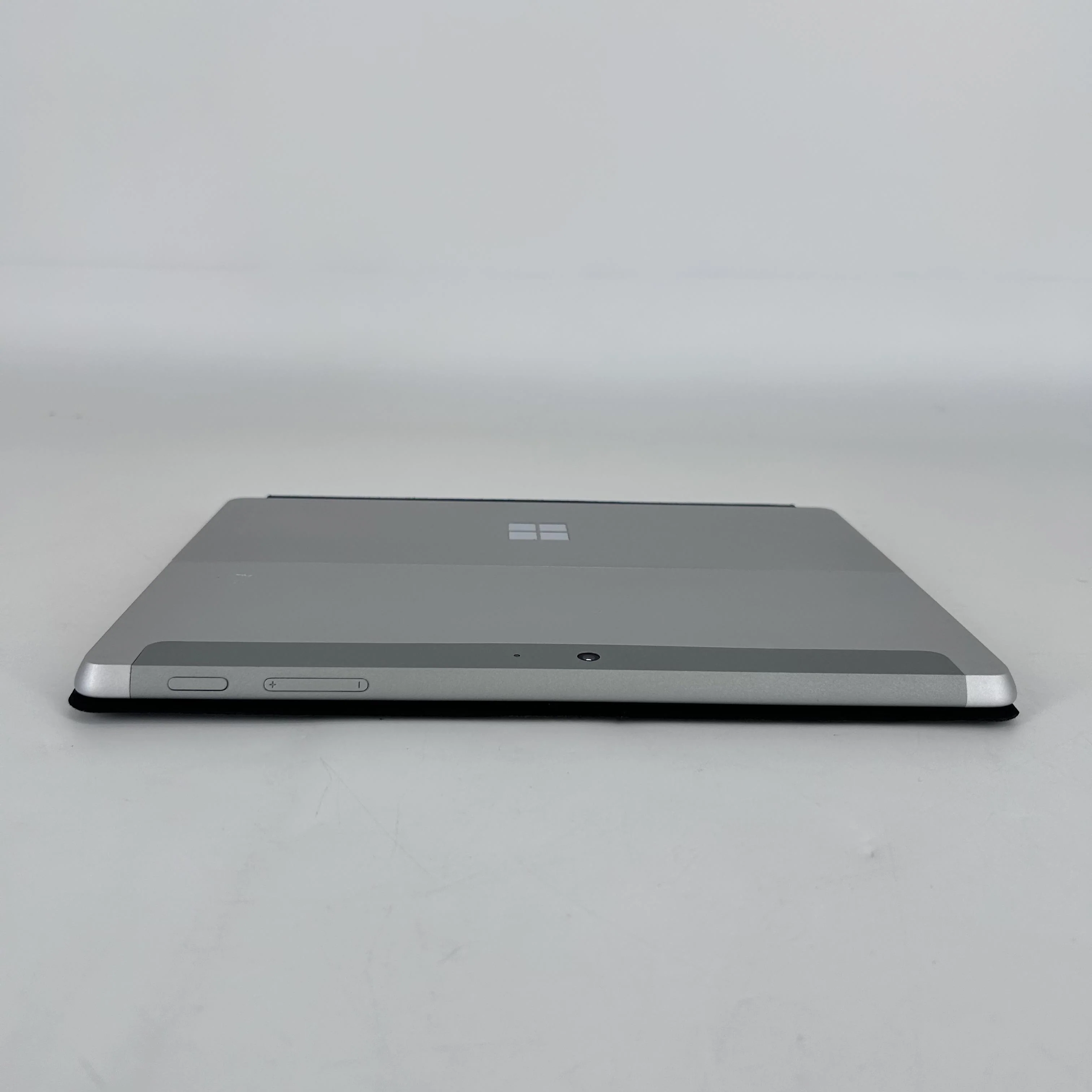 Microsoft Surface Go (1st Gen) 10 WiFi 1.6 GHz Intel Pentium Gold 4415Y 8GB RAM 128GB Solid State Drive - Image 33
