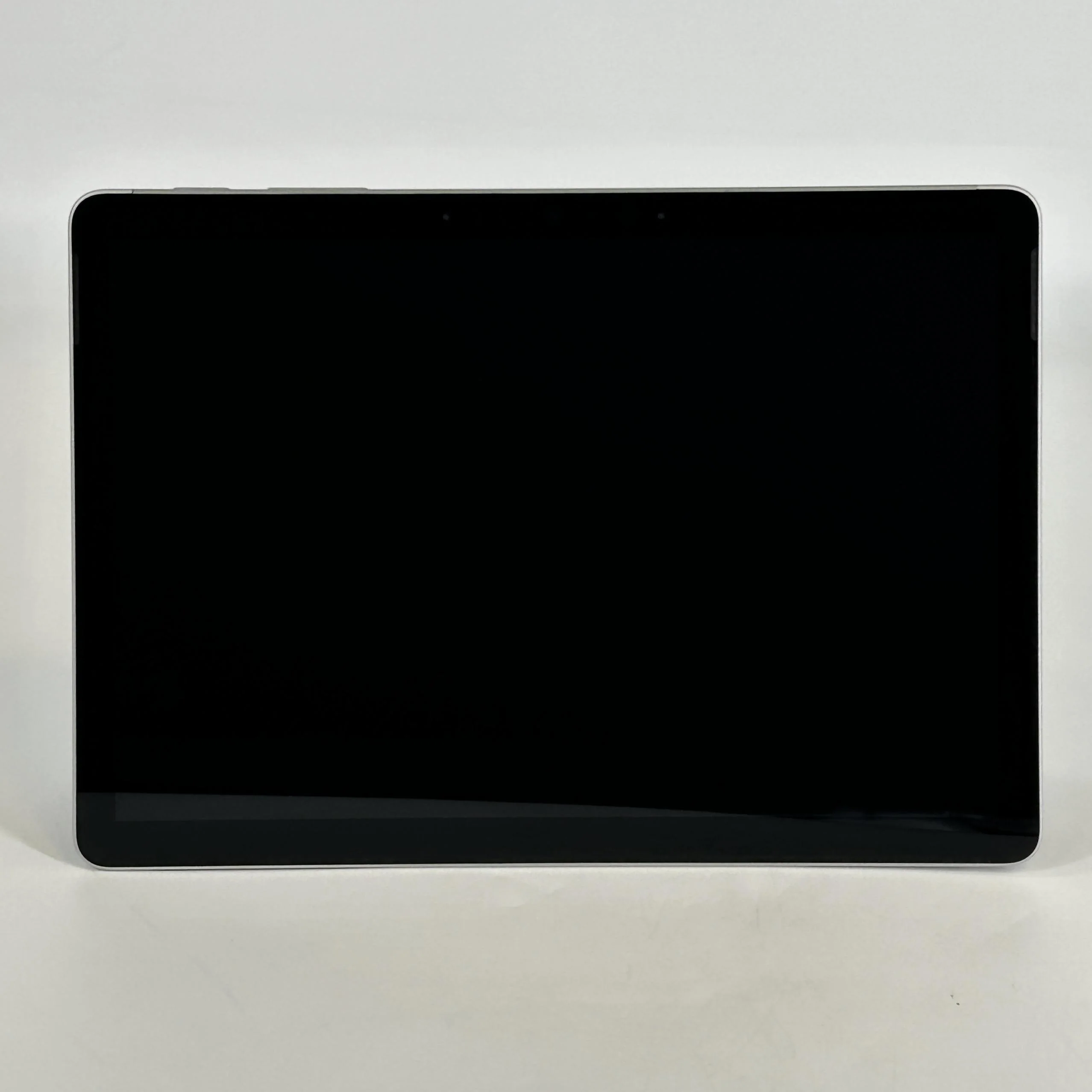 Microsoft Surface Go 2 10.5 Unlocked 1.1 GHz Intel Core m3 8100Y 8GB RAM 128GB Solid State Drive